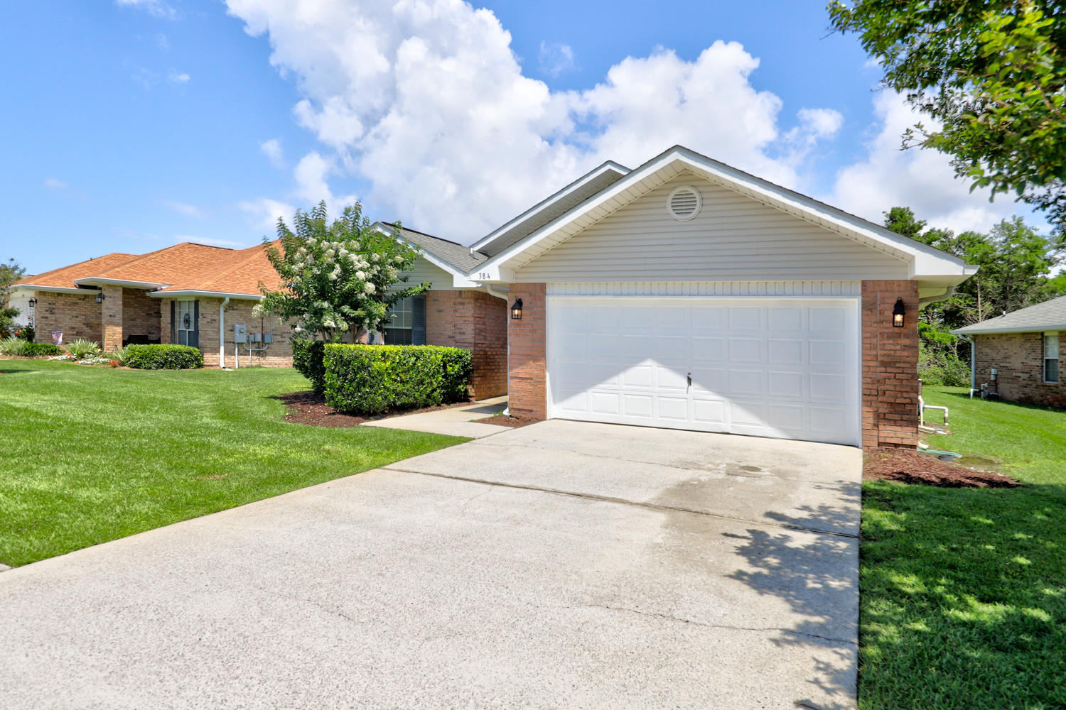 PARADISE RETREAT - Residential