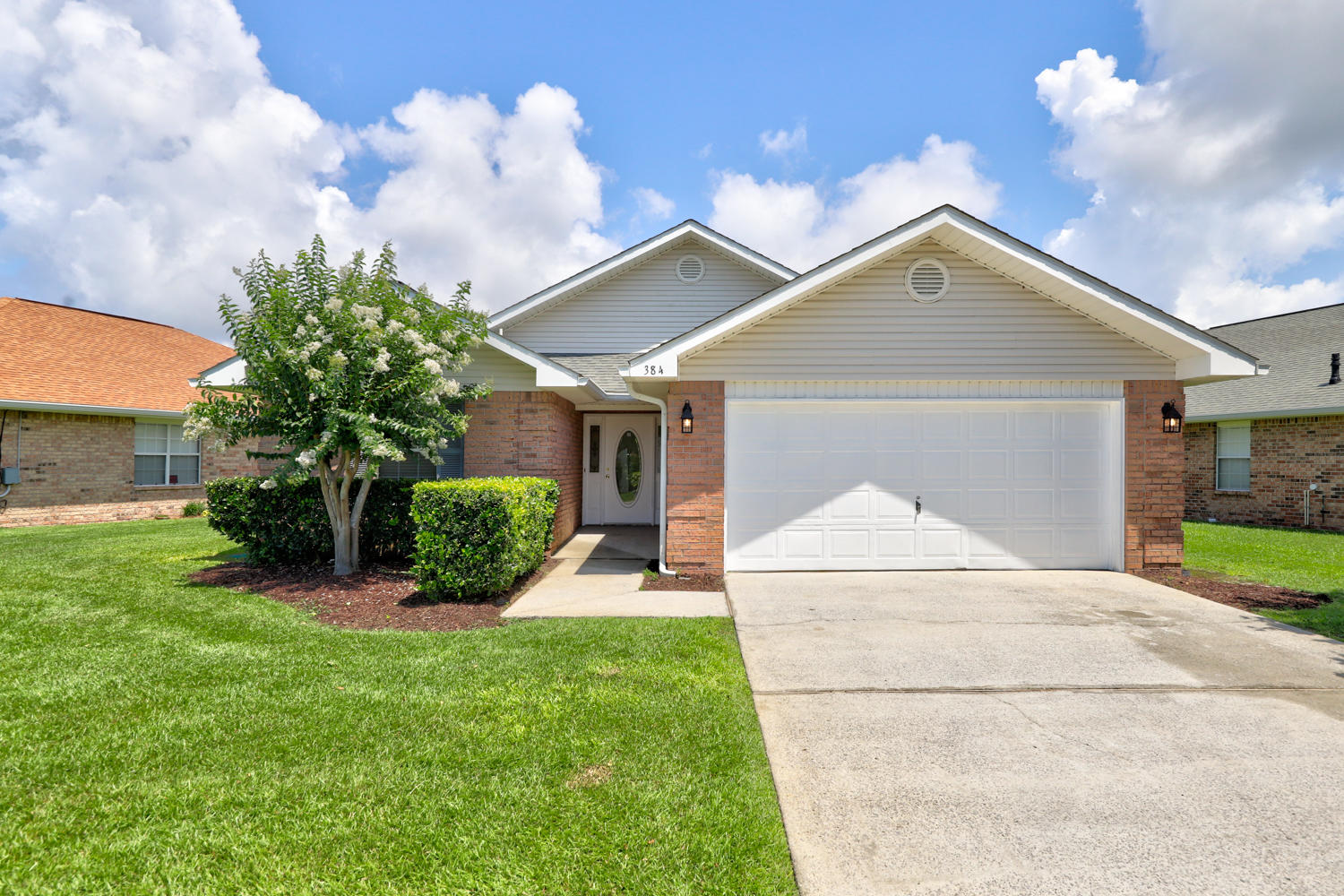 PARADISE RETREAT - Residential