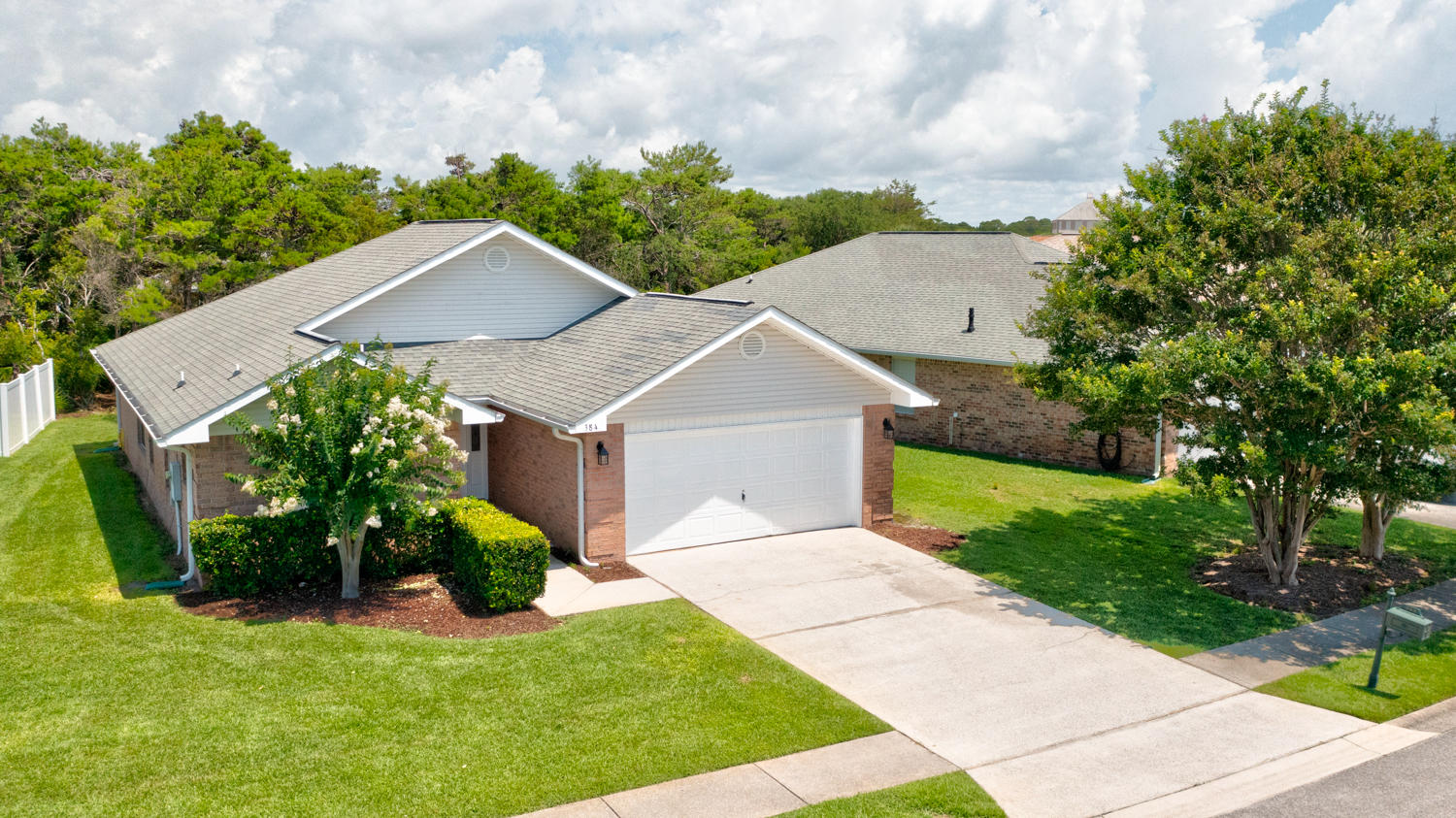 PARADISE RETREAT - Residential