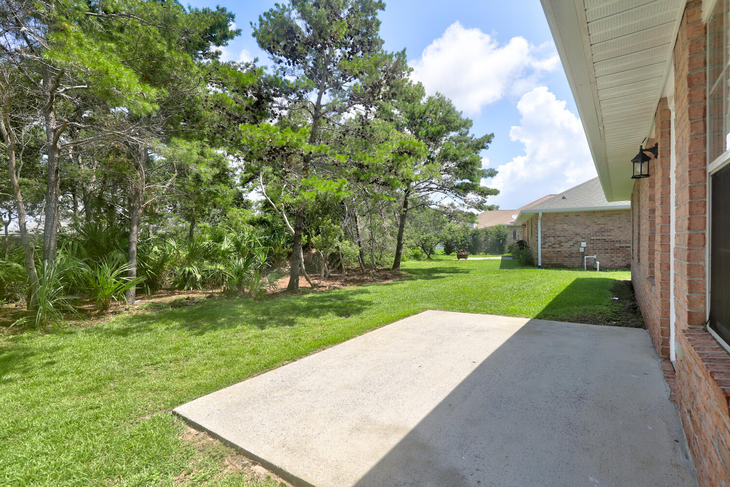 PARADISE RETREAT - Residential