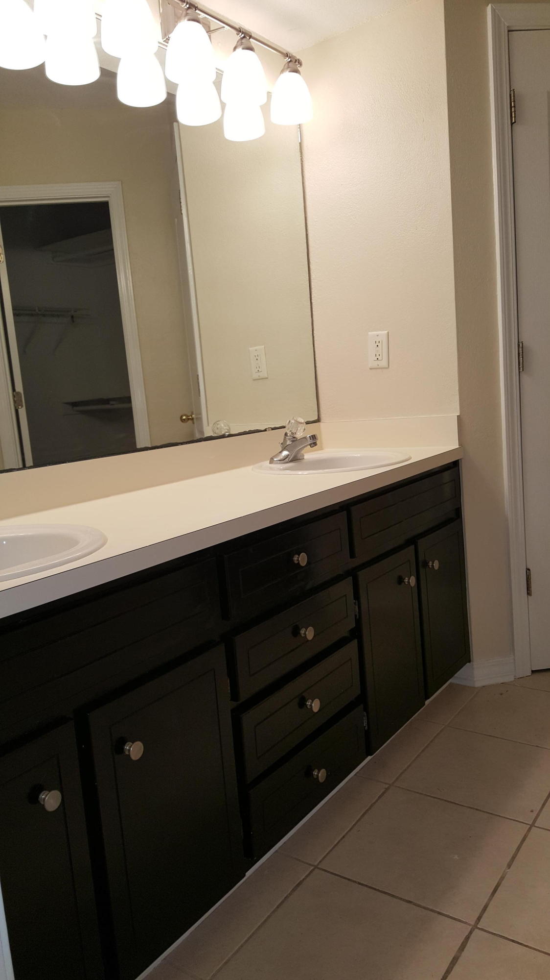 VALPARAISO PINECREST 5 - Residential