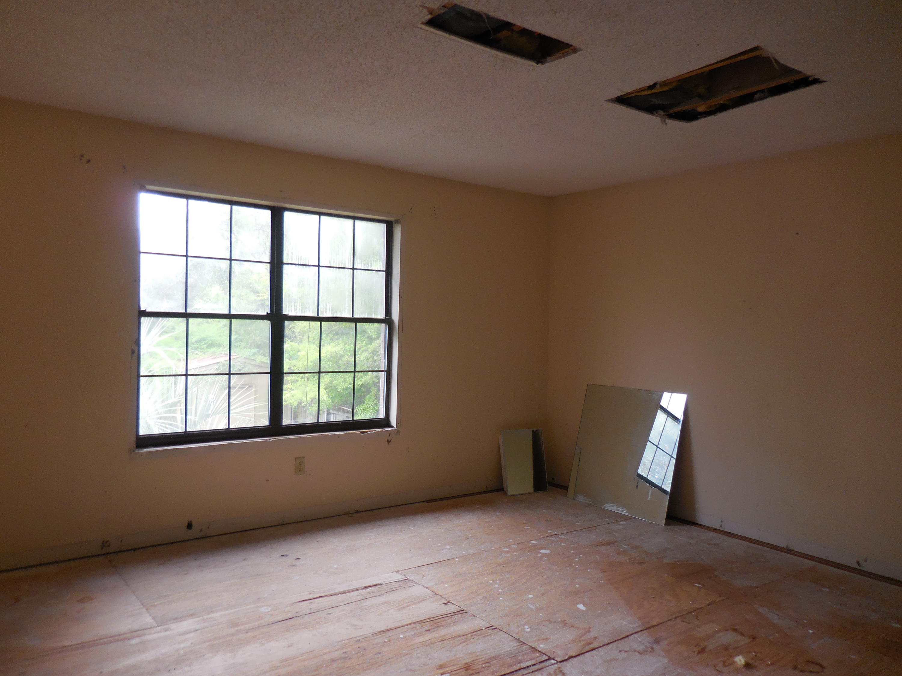 RAINTREE ESTATES #2 - Residential