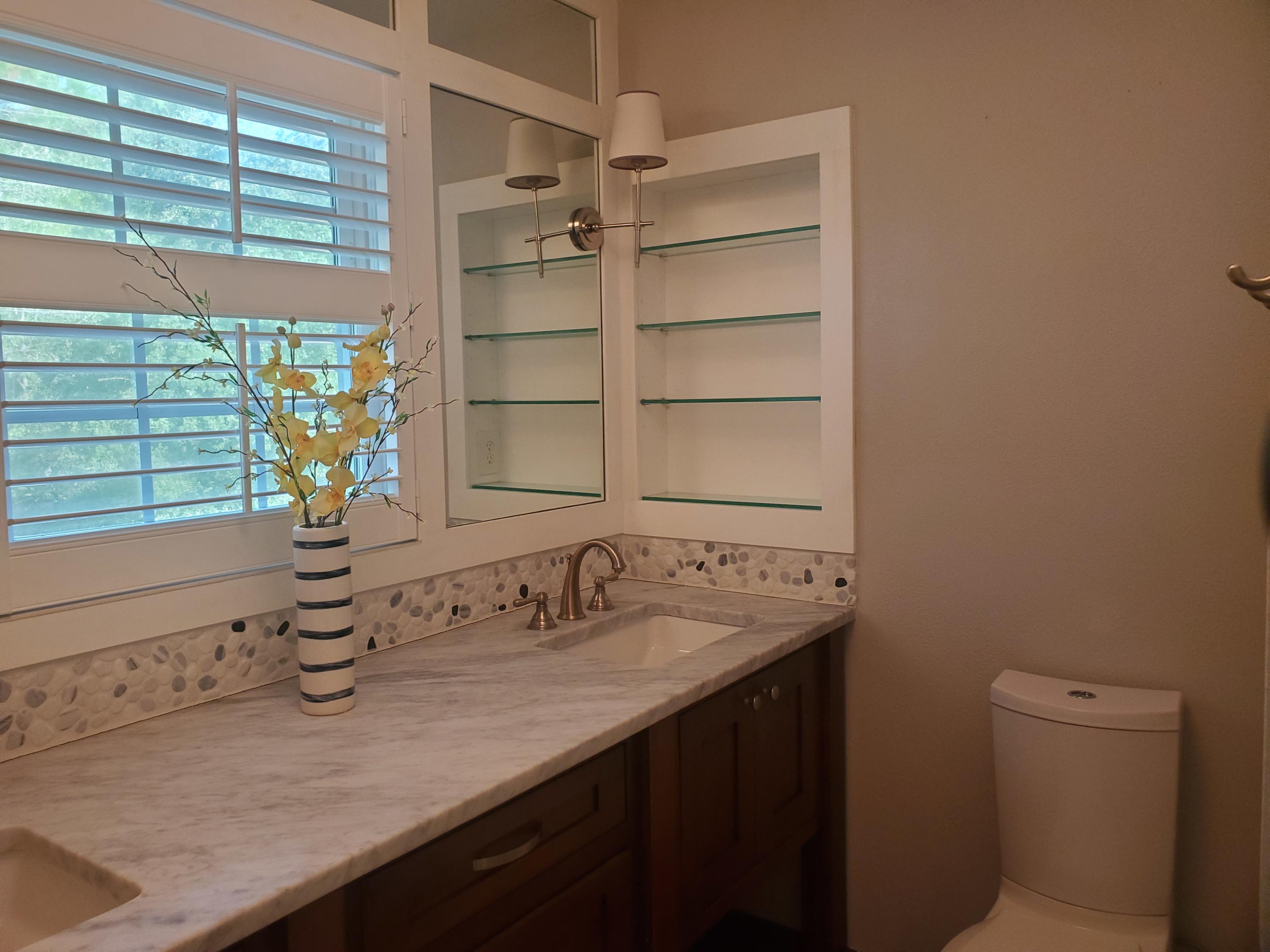 FOREST SHORES - Residential