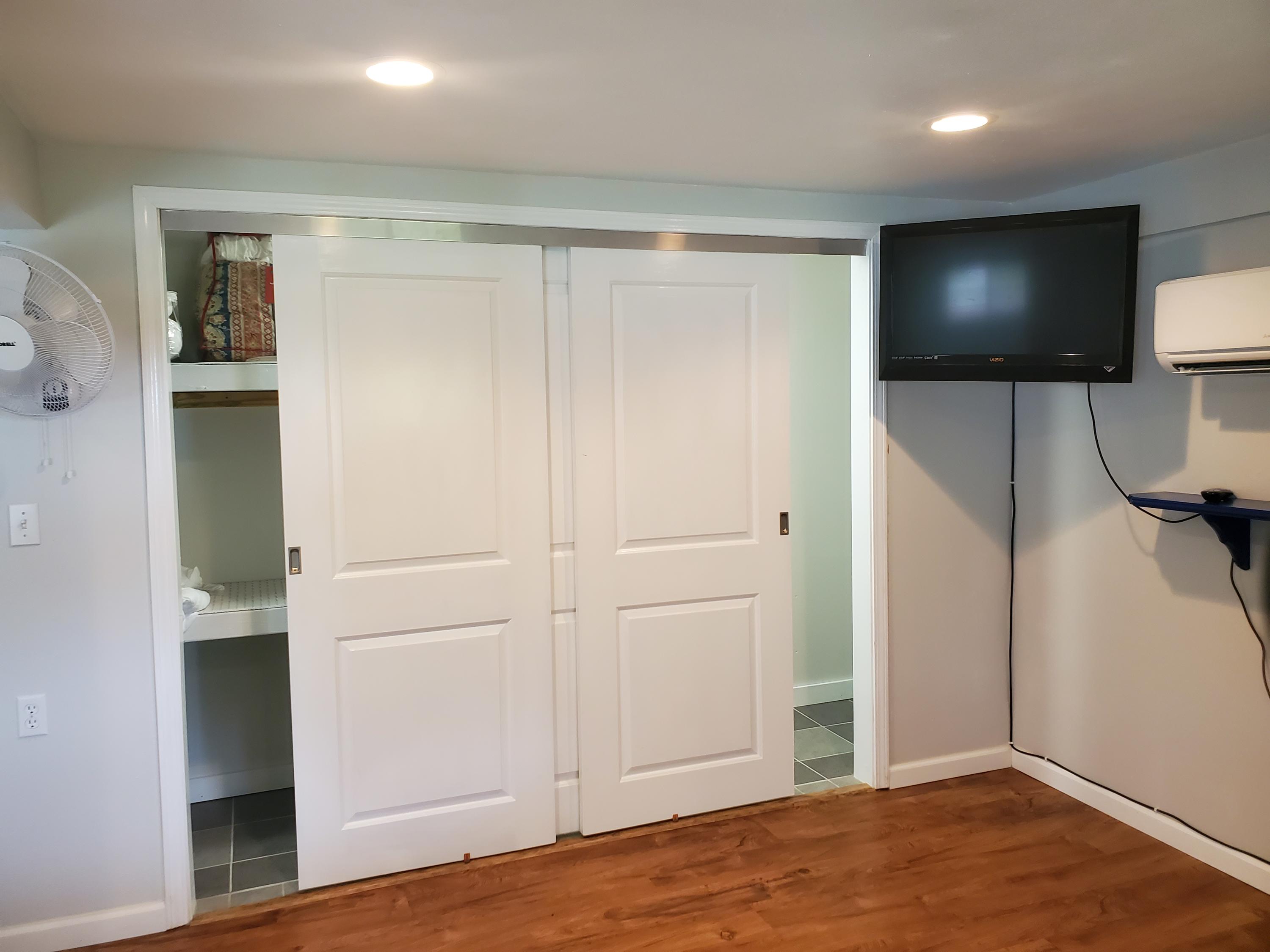 FOREST SHORES - Residential