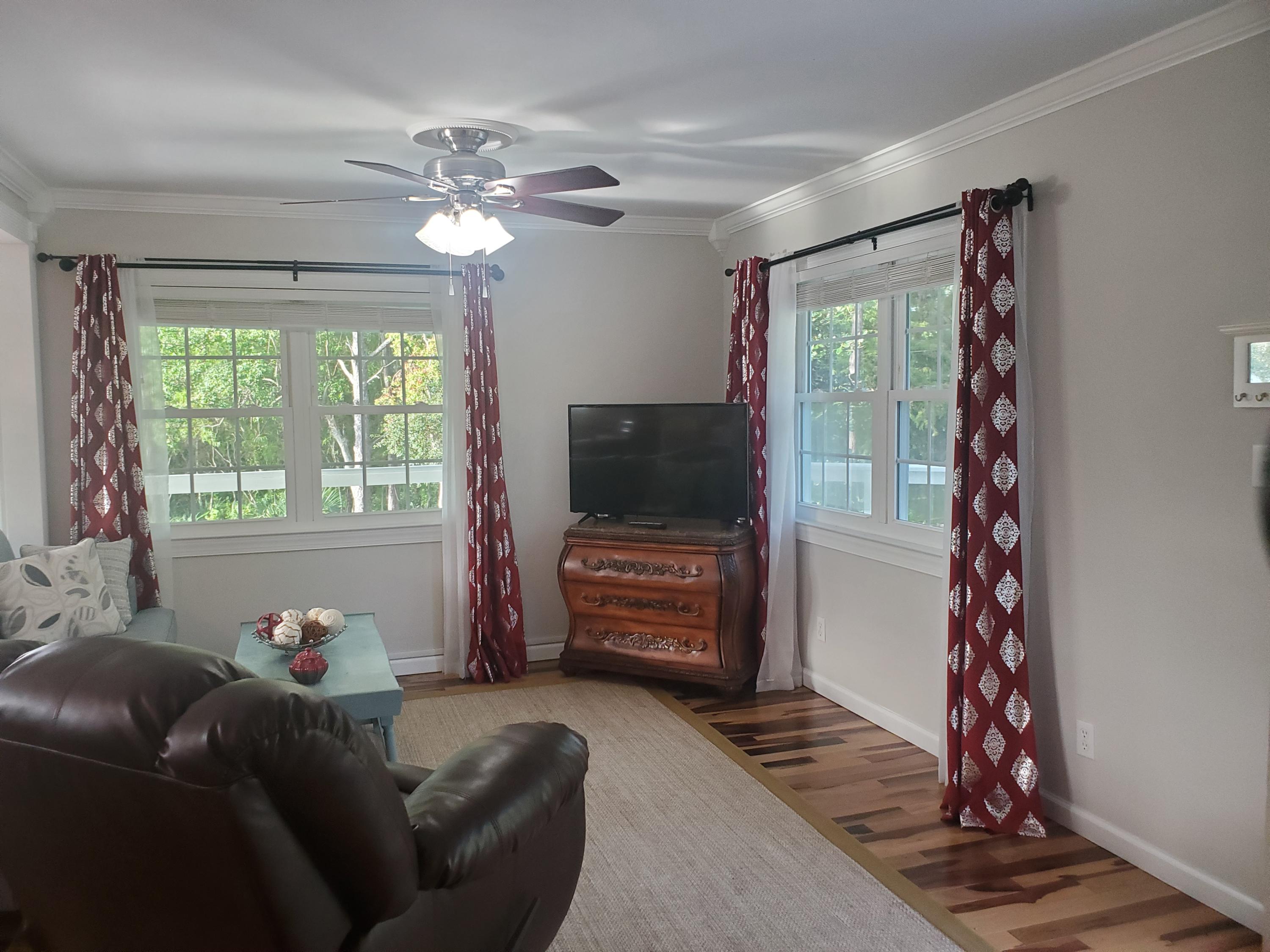 FOREST SHORES - Residential