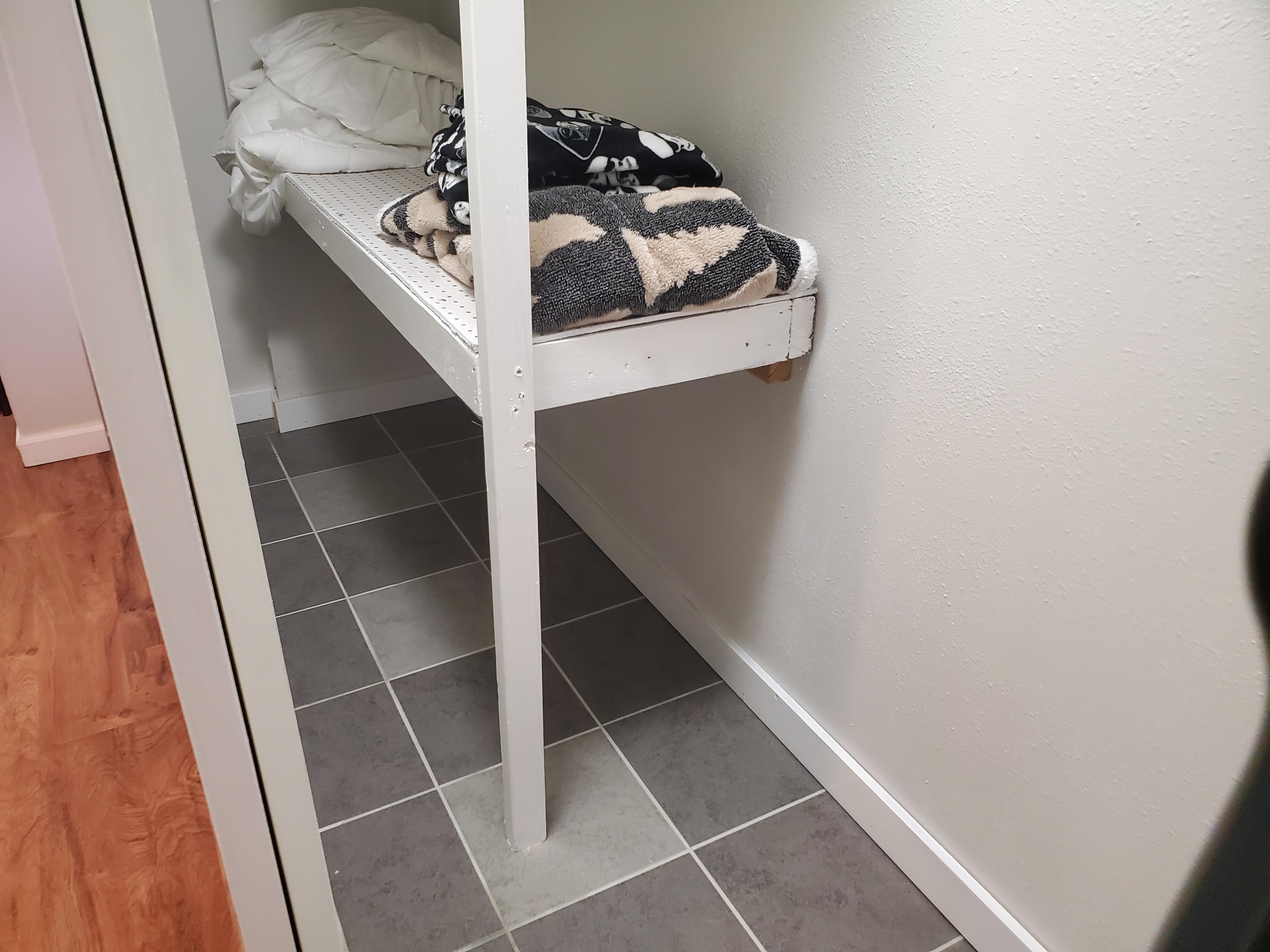 FOREST SHORES - Residential