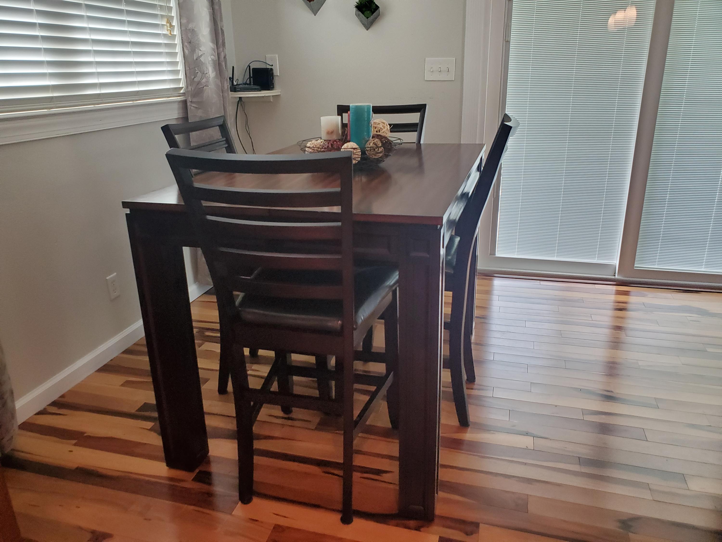 FOREST SHORES - Residential