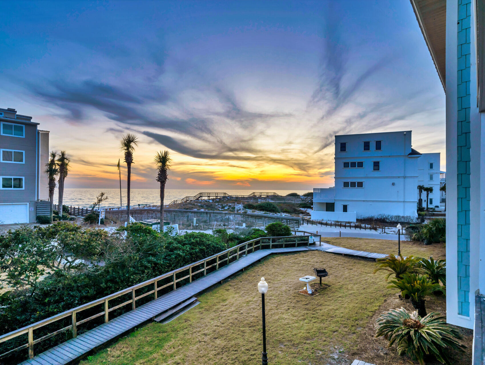 BEACHSIDE VILLAS CONDO - Residential