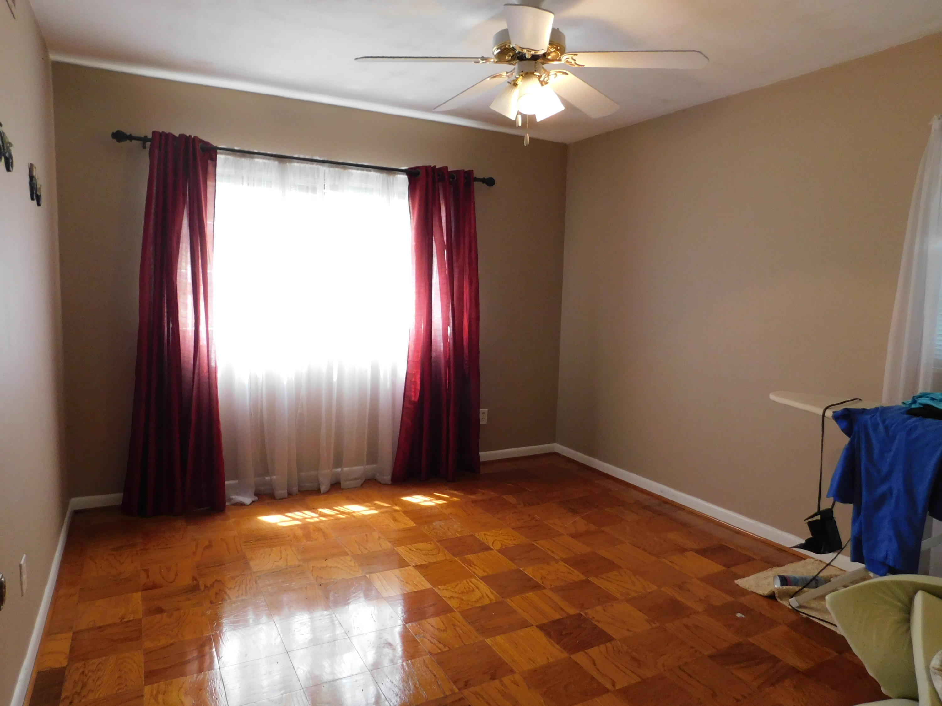 VILLA RUSS PARK - Residential