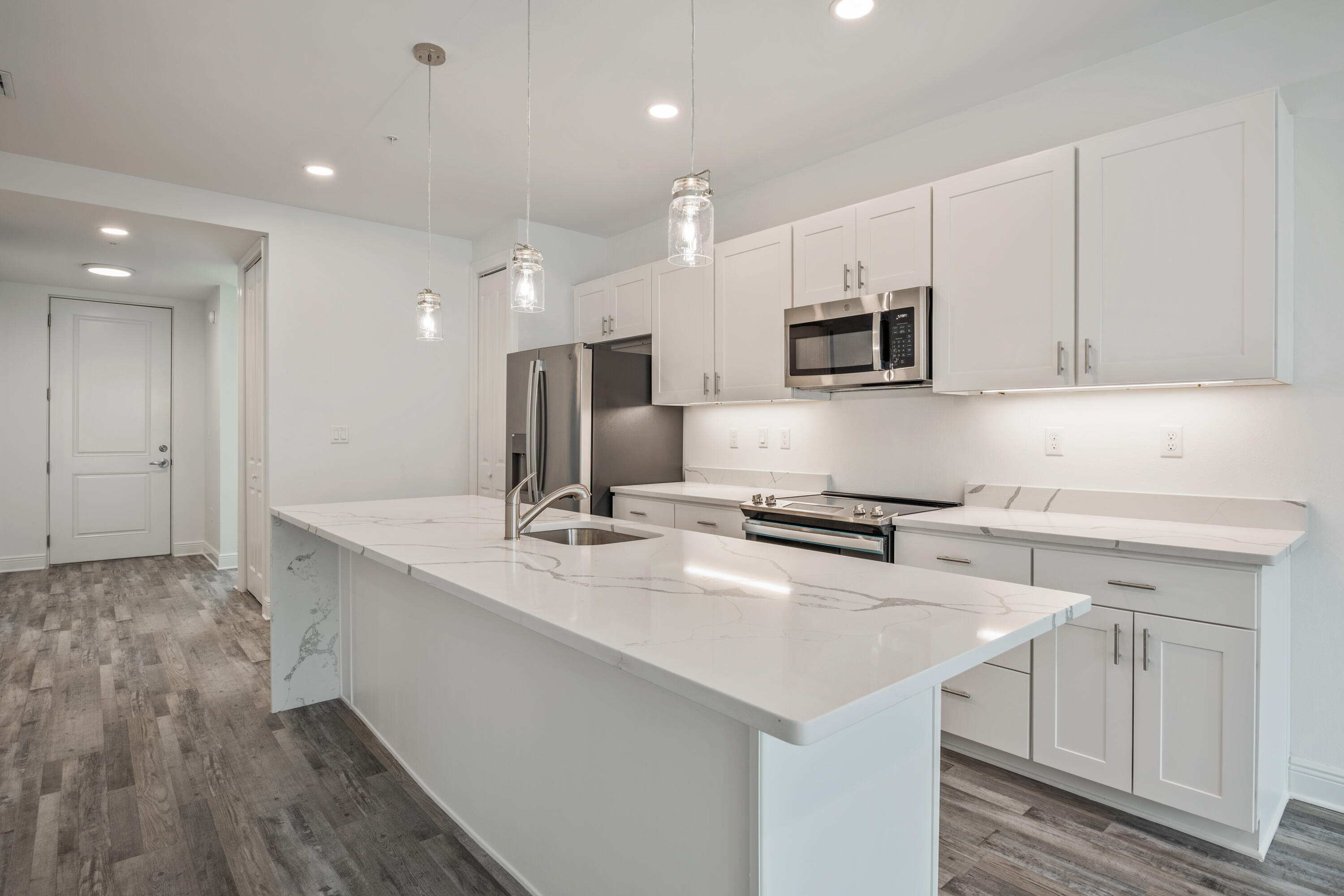 GULF PLACE RESIDENCES - Residential