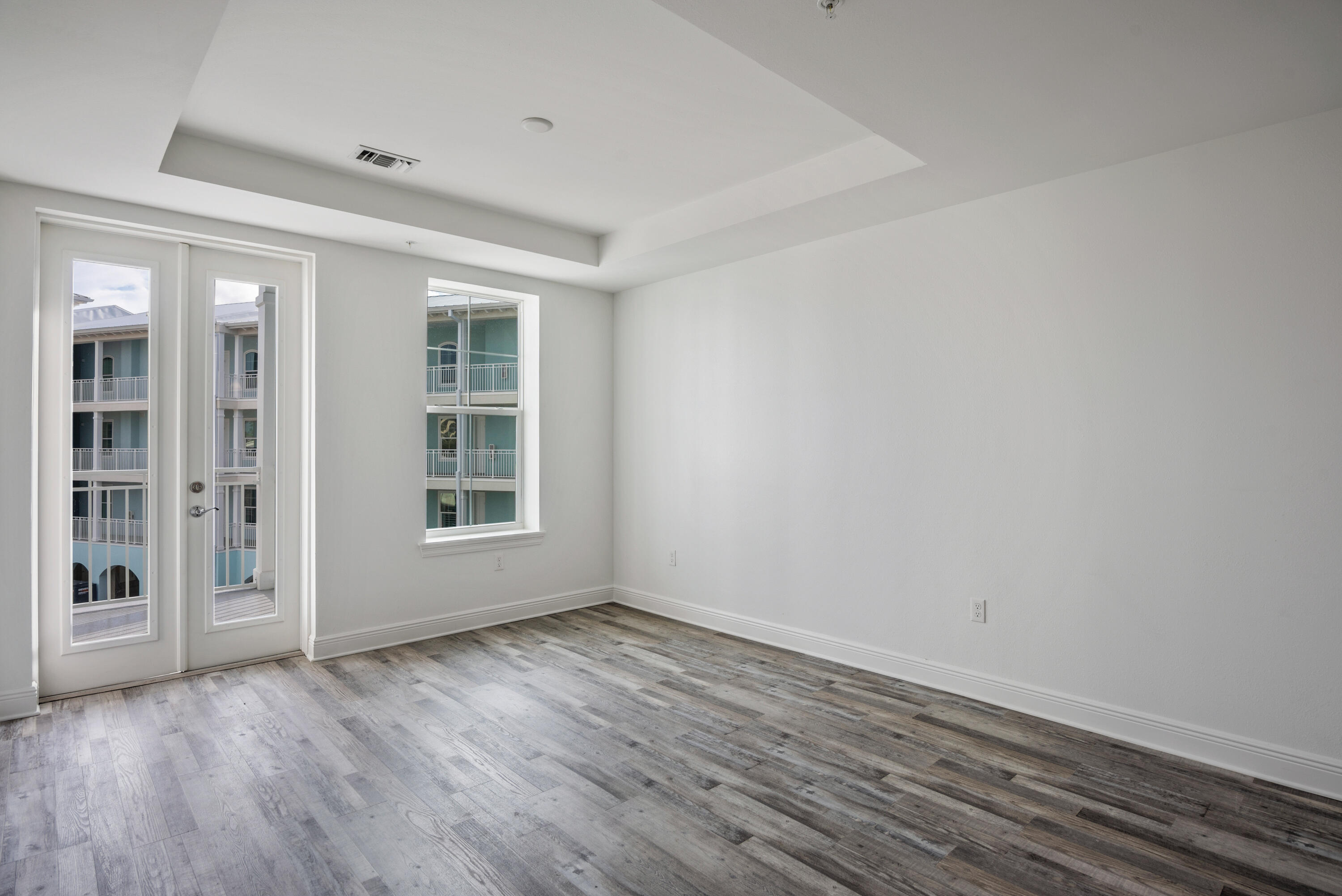 GULF PLACE RESIDENCES - Residential