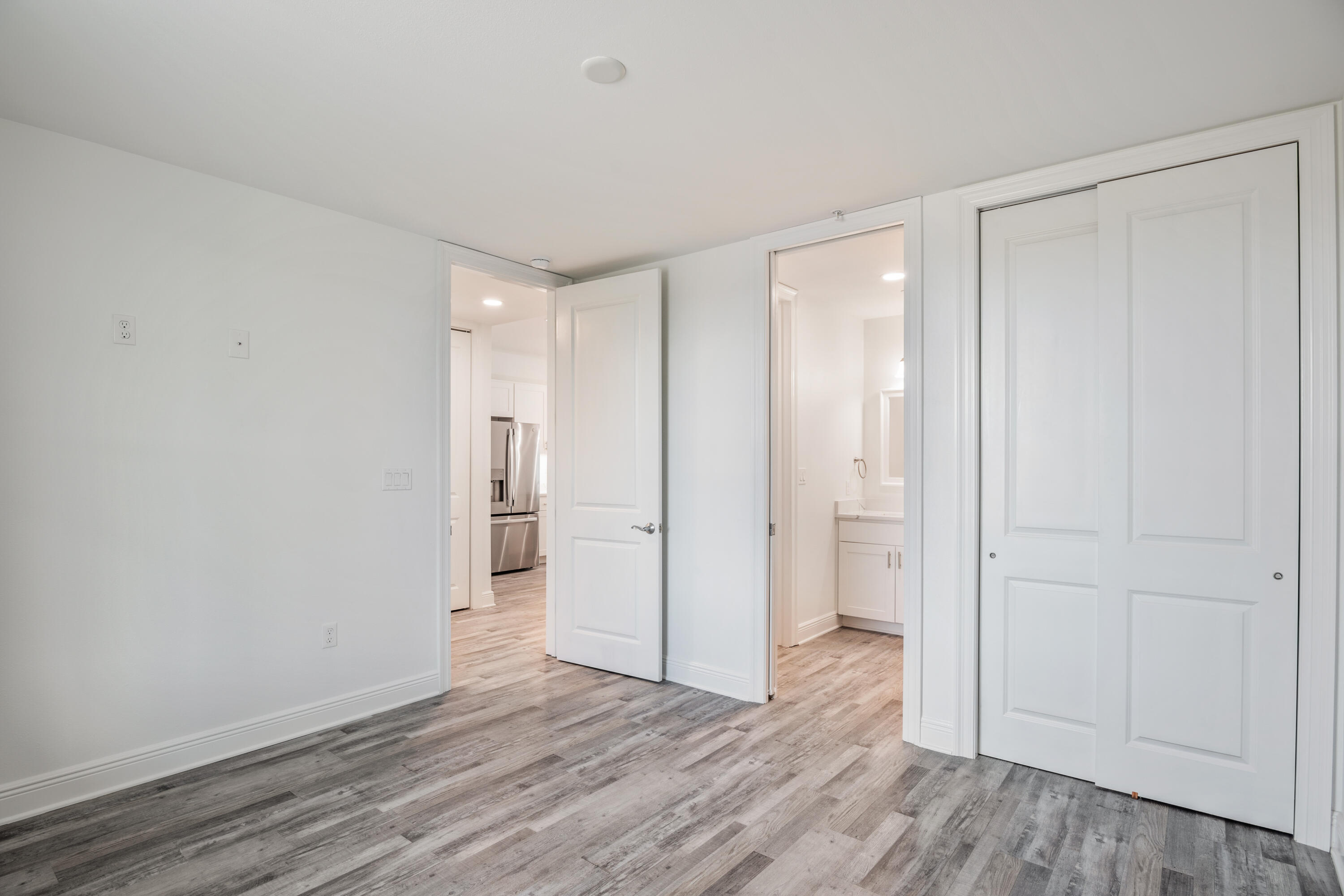 GULF PLACE RESIDENCES - Residential
