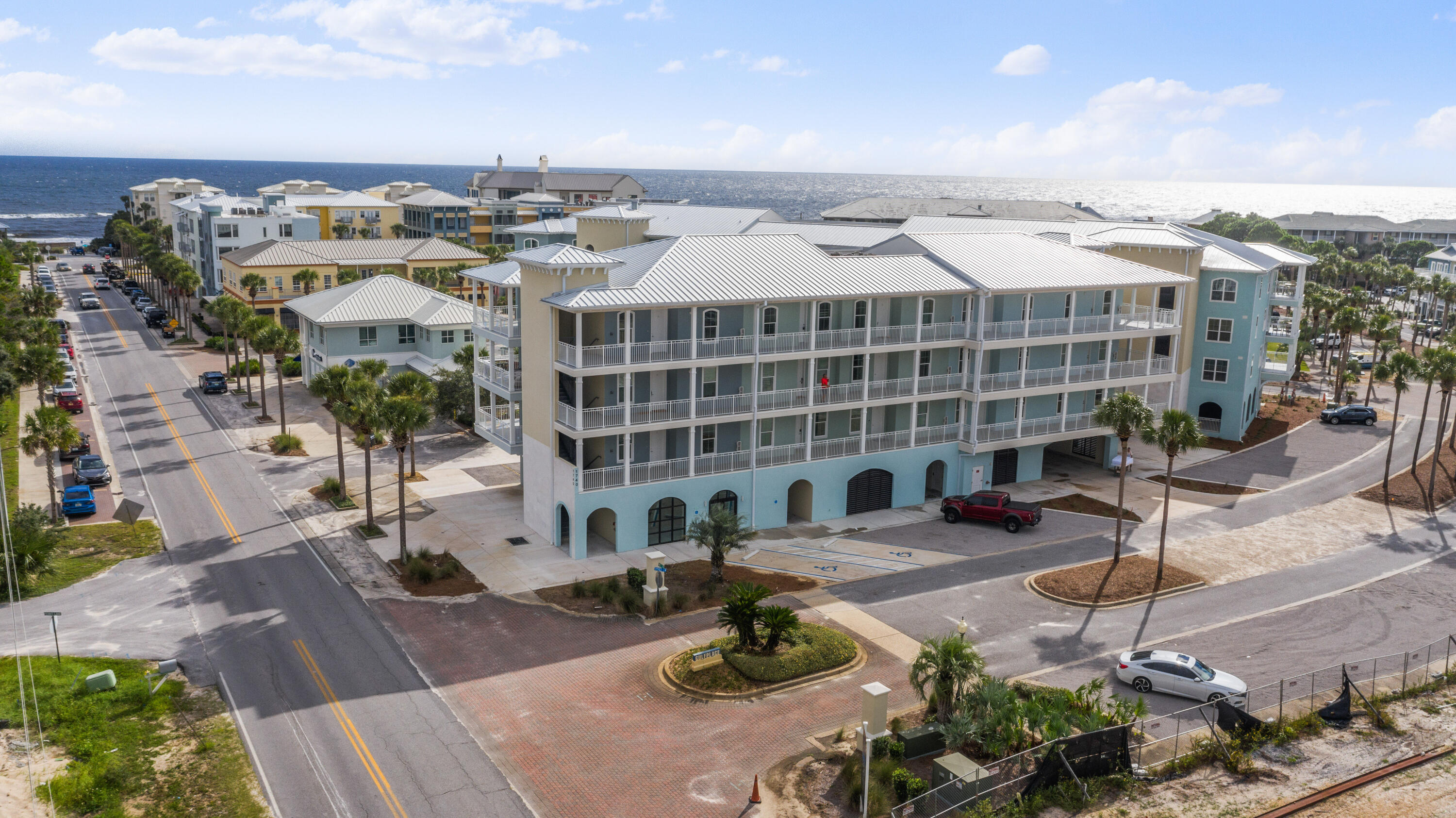 GULF PLACE RESIDENCES - Residential