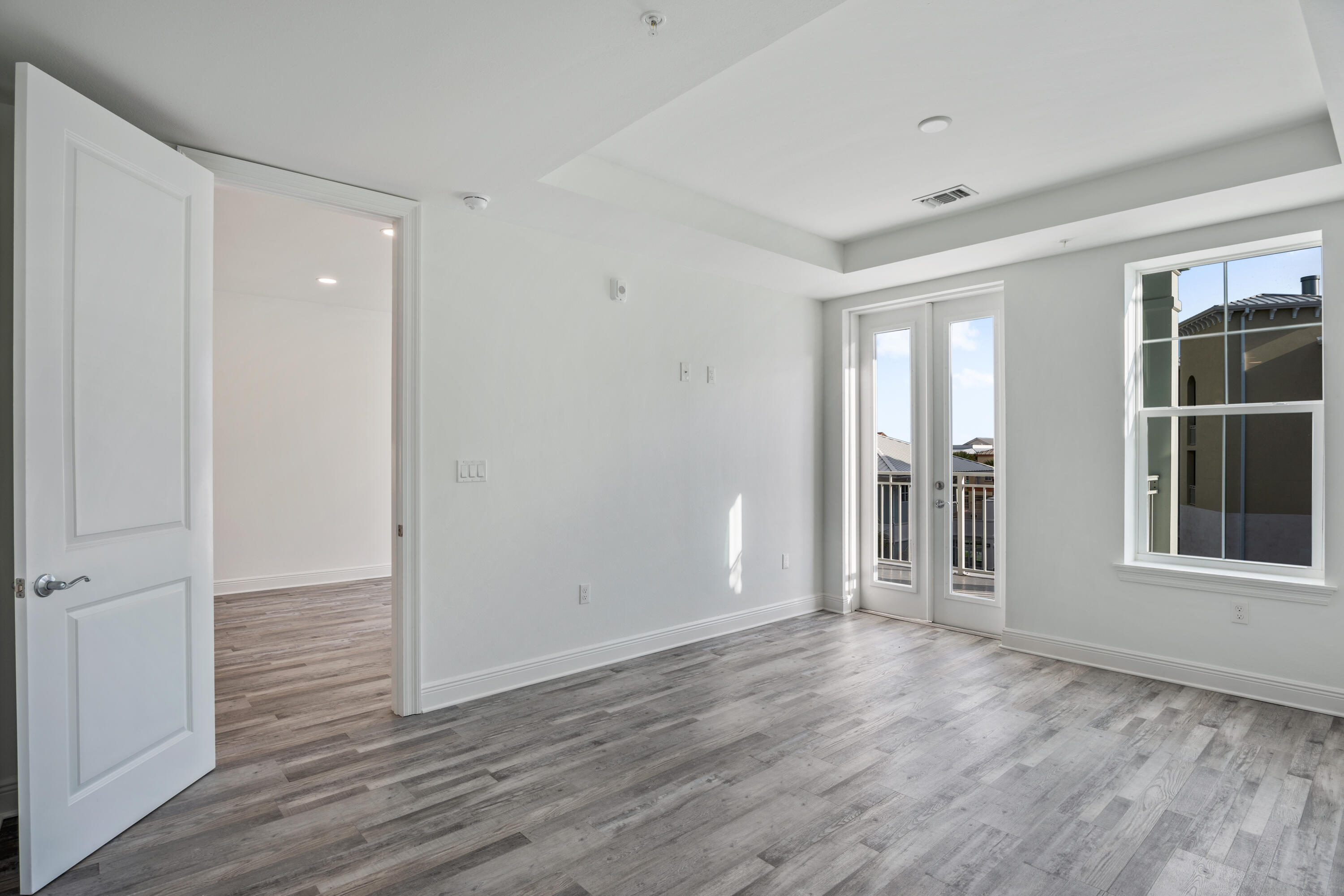 GULF PLACE RESIDENCES - Residential