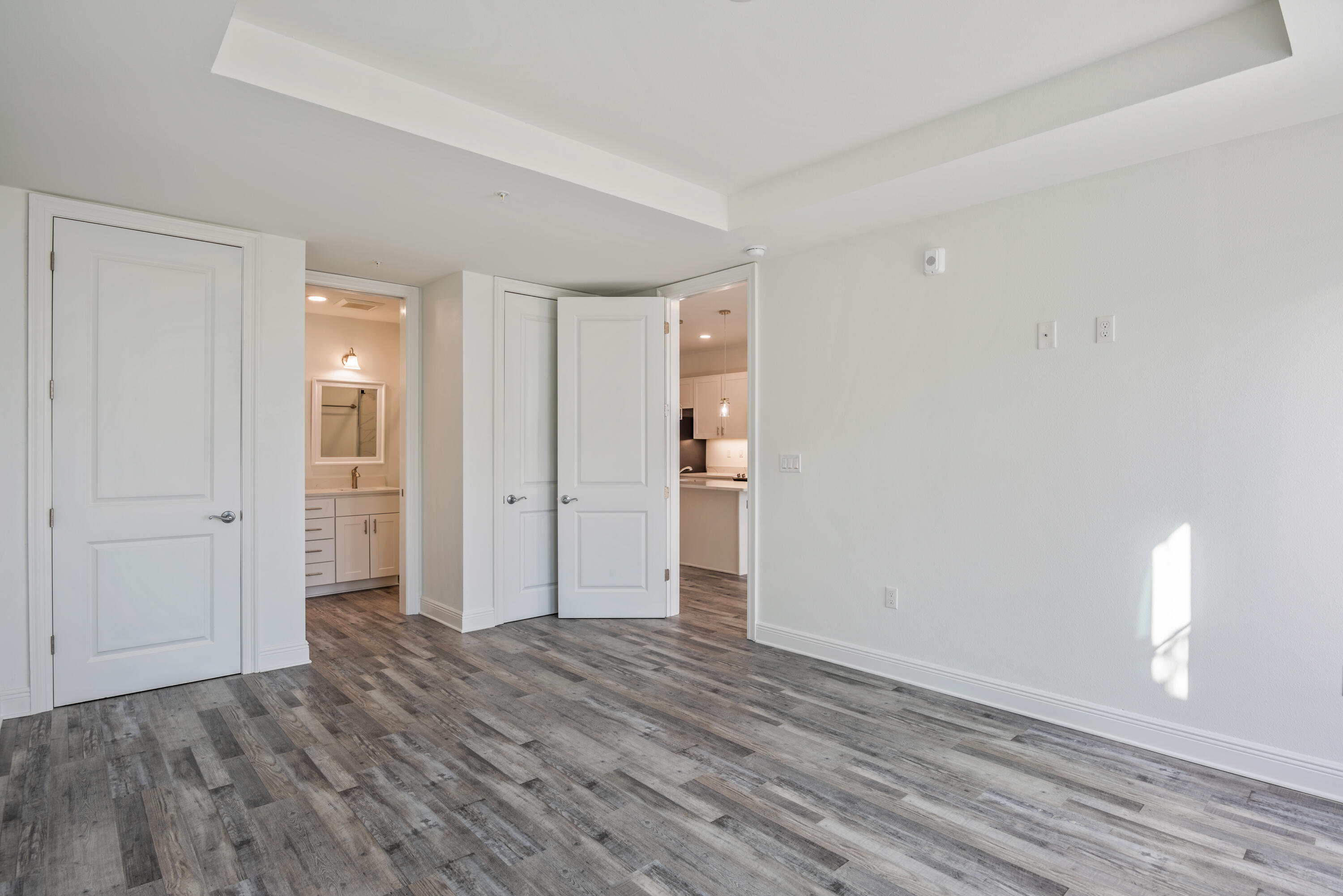 GULF PLACE RESIDENCES - Residential