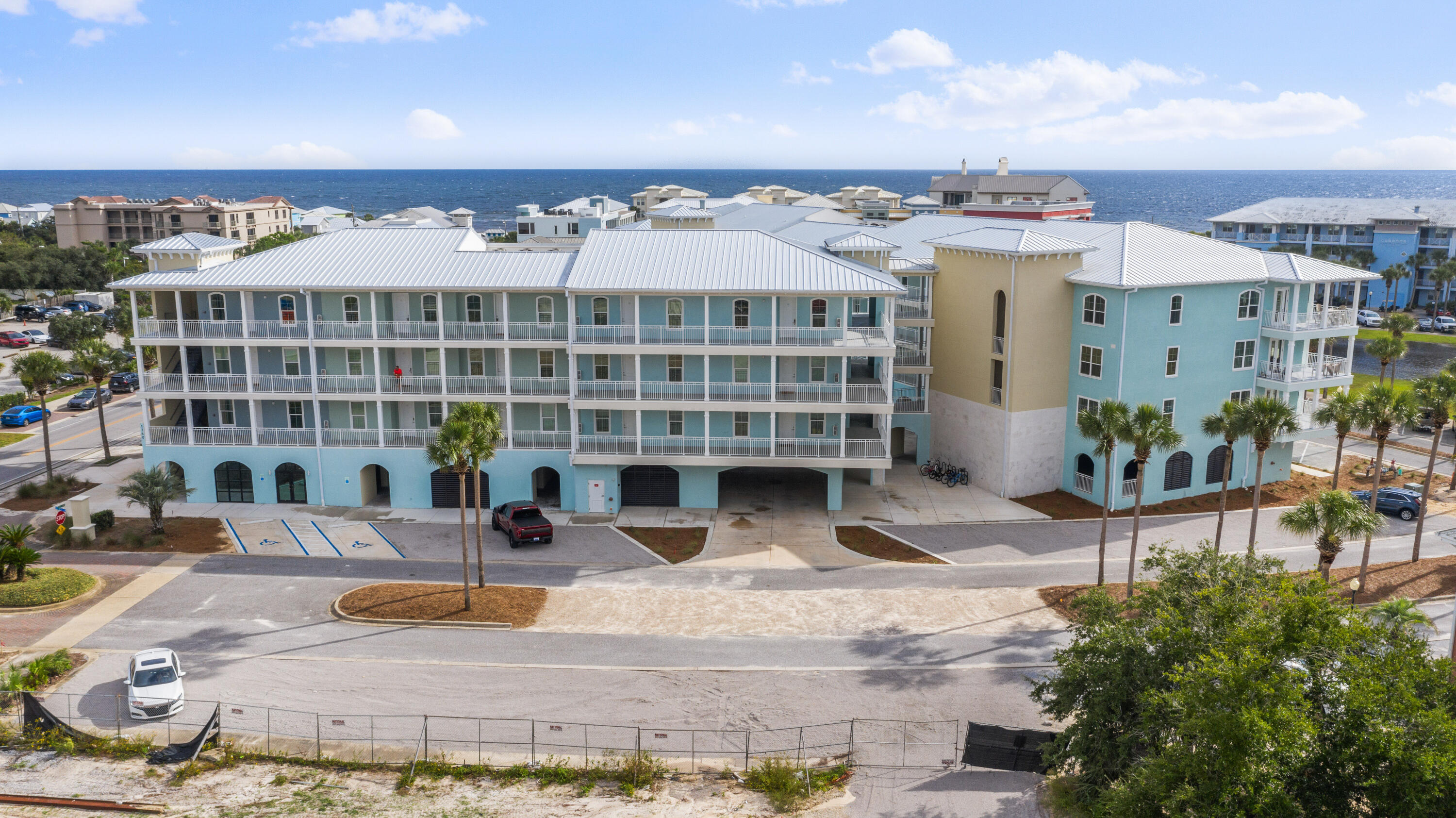 GULF PLACE RESIDENCES - Residential