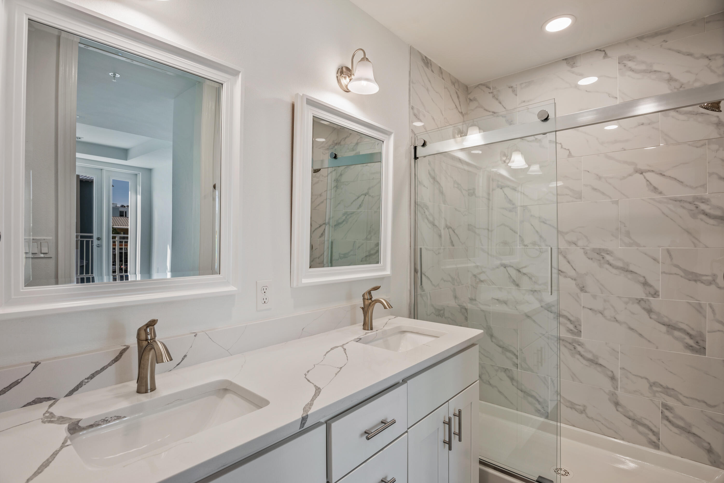 GULF PLACE RESIDENCES - Residential
