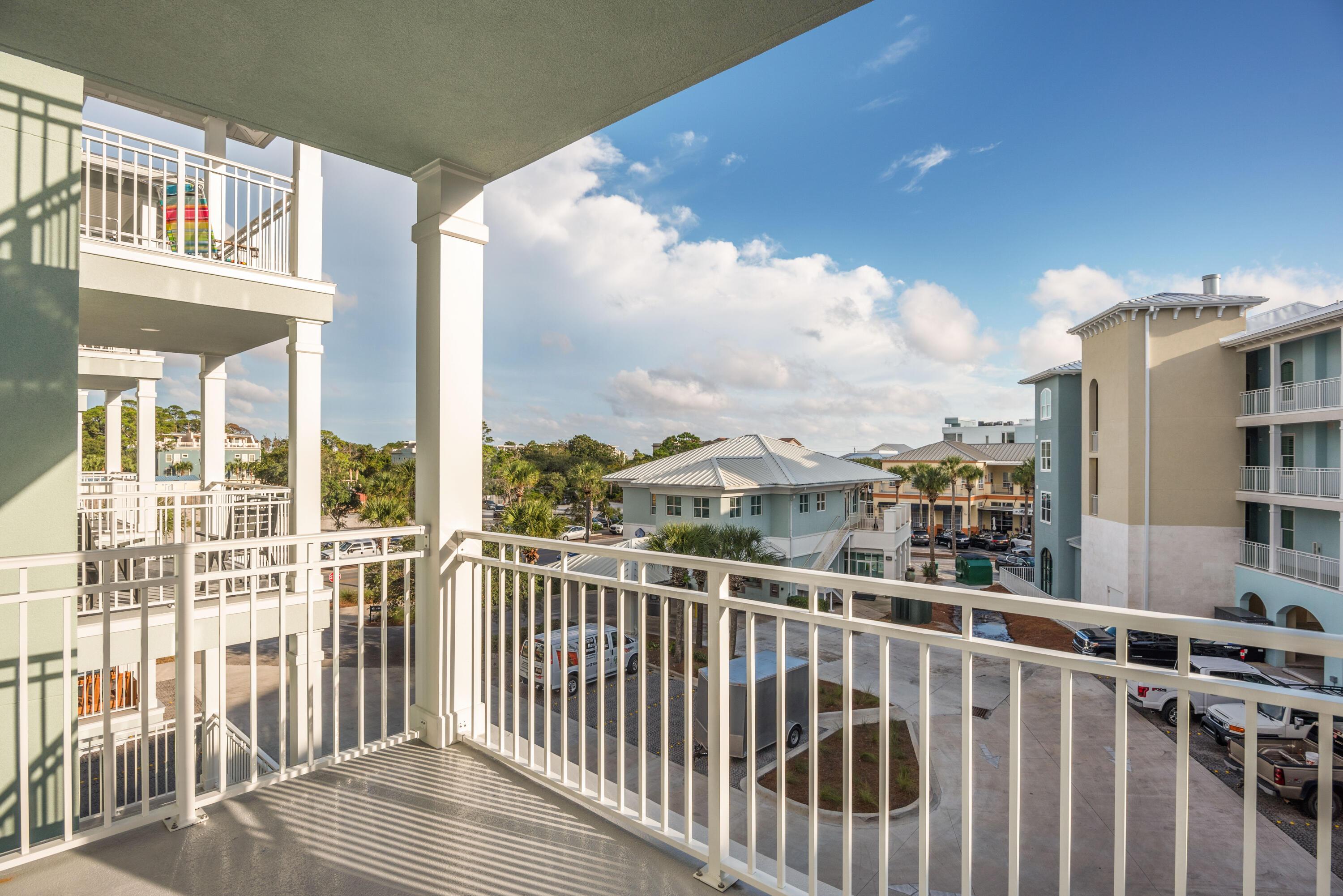 GULF PLACE RESIDENCES - Residential