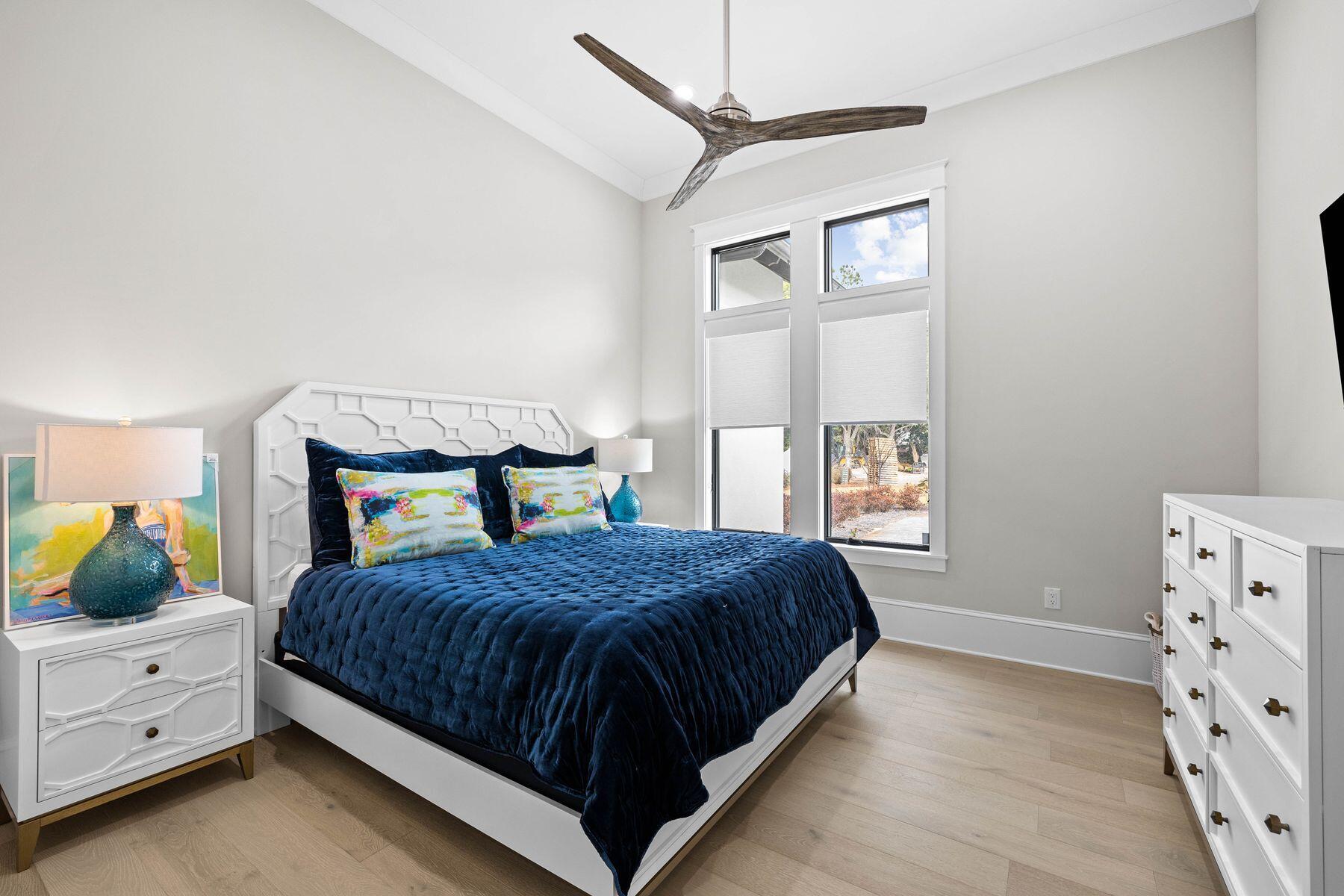 BURNT PINE - Residential