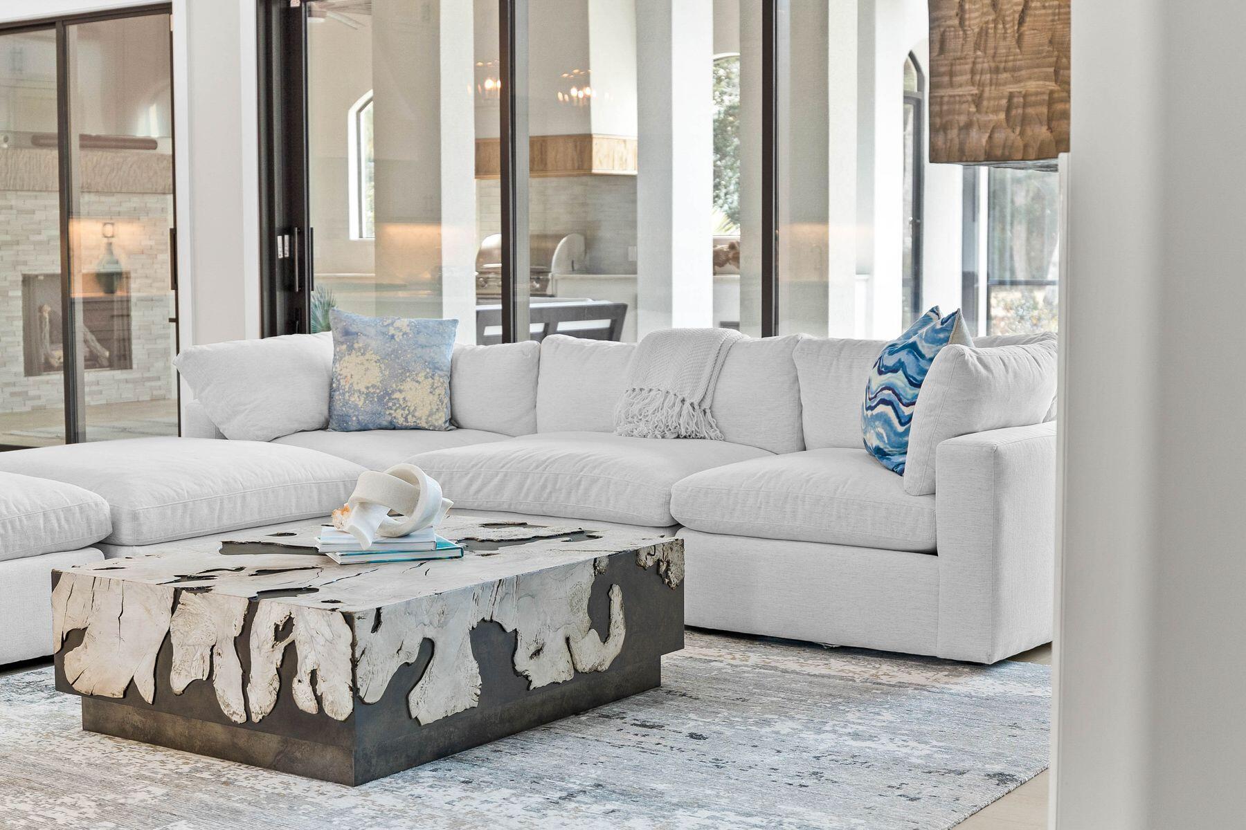 BURNT PINE - Residential