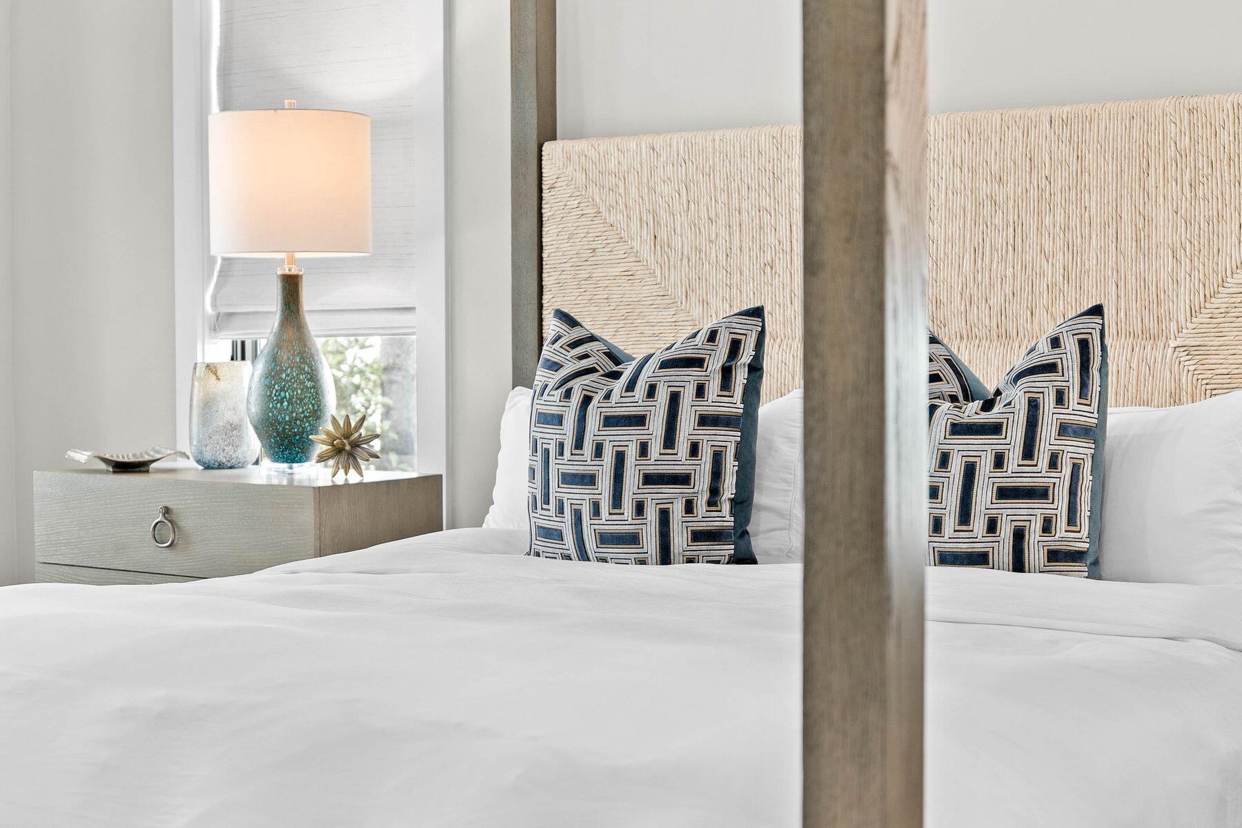 BURNT PINE - Residential