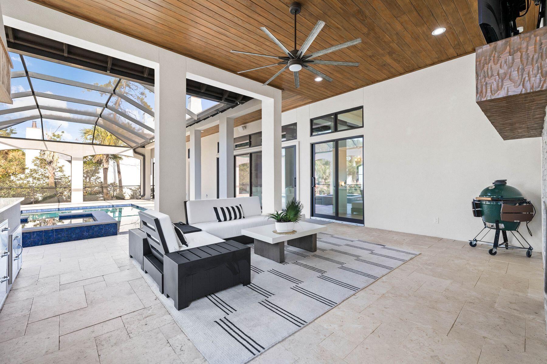 BURNT PINE - Residential