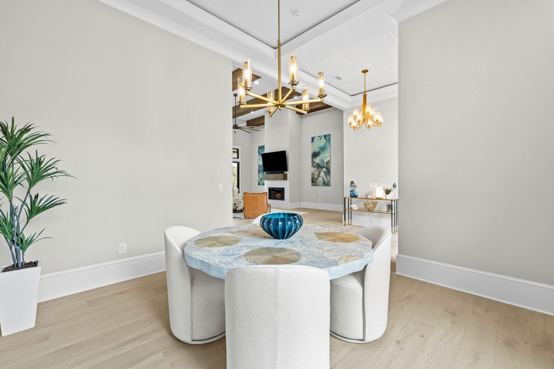 BURNT PINE - Residential