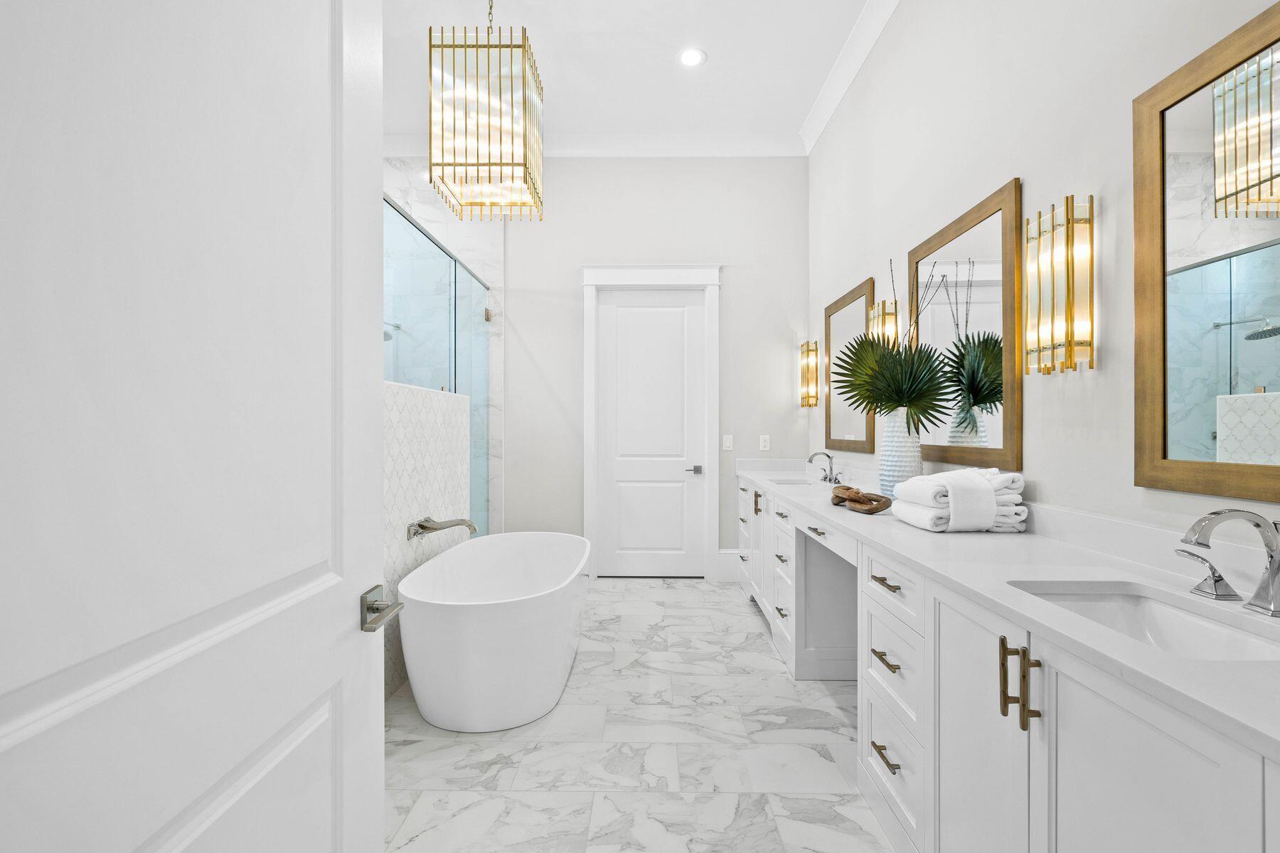 BURNT PINE - Residential