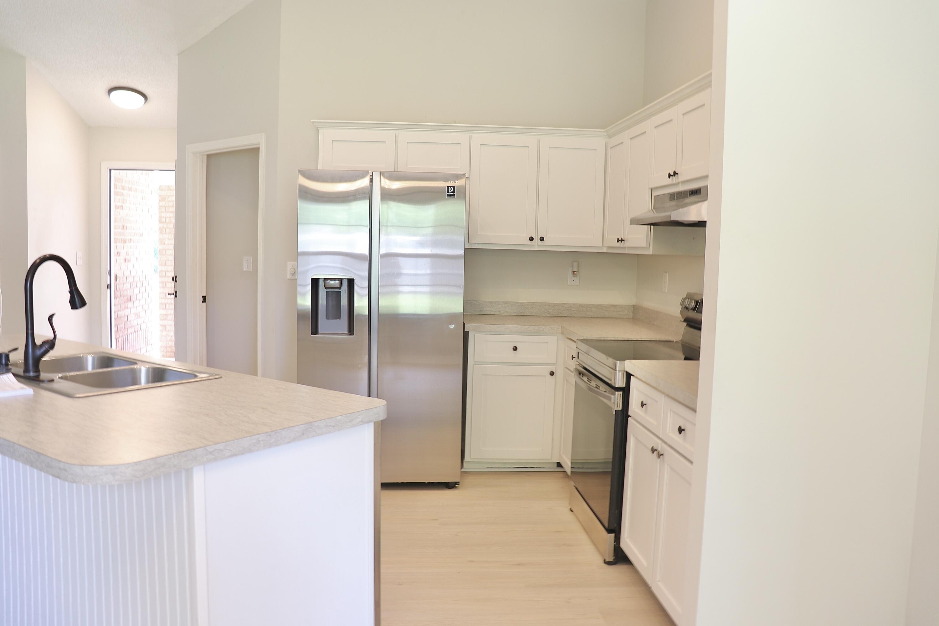 DOGWOOD ESTATES - Residential