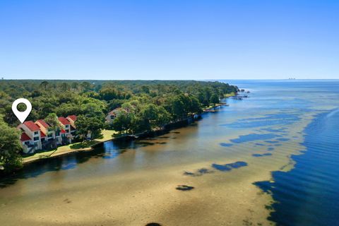 A home in Niceville