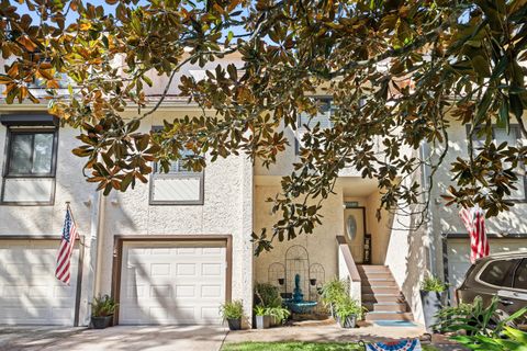 A home in Niceville