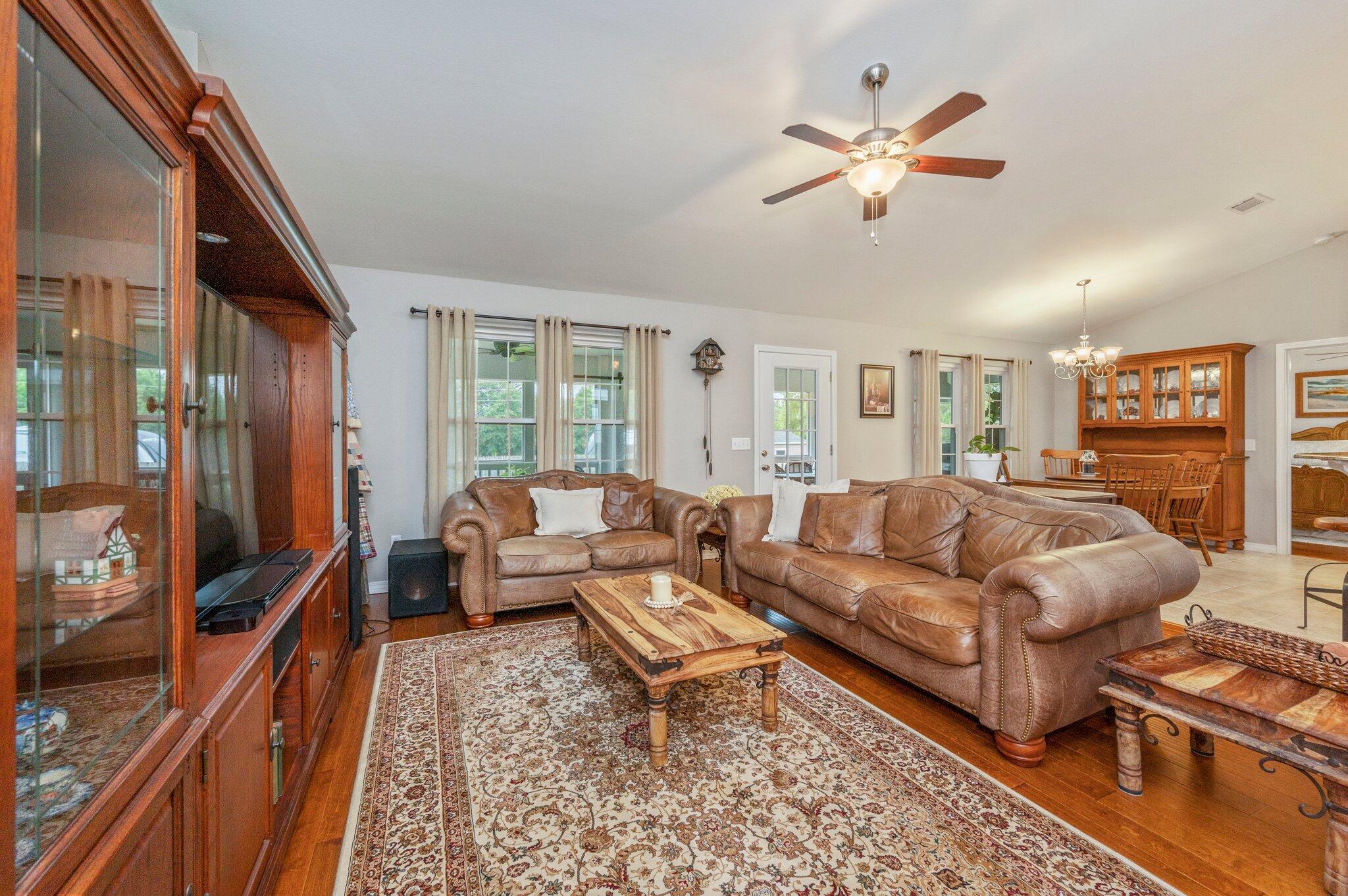 CHEROKEE BEND S/D PH 2 - Residential