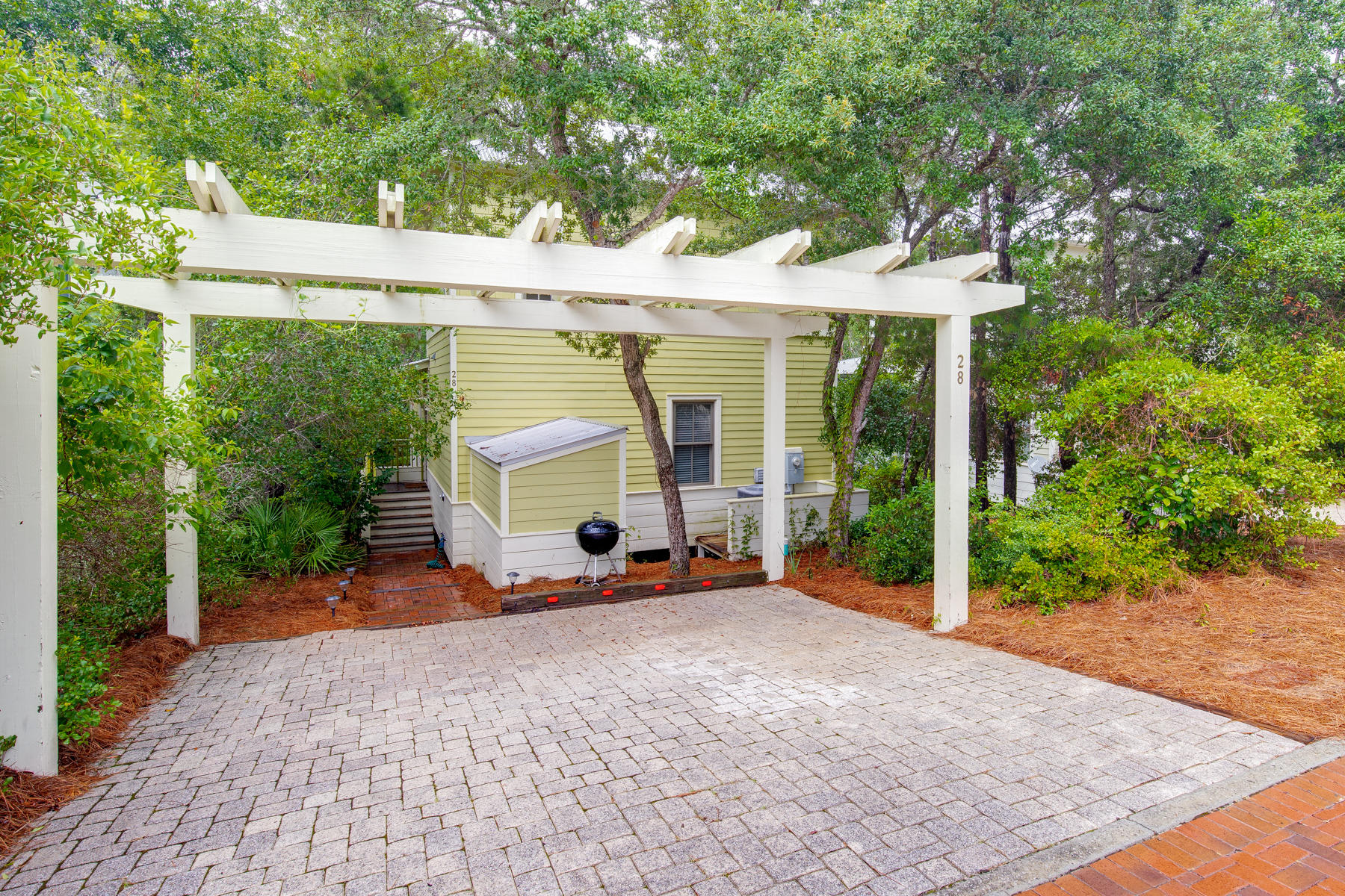 MAGNOLIA COTTAGES - Residential