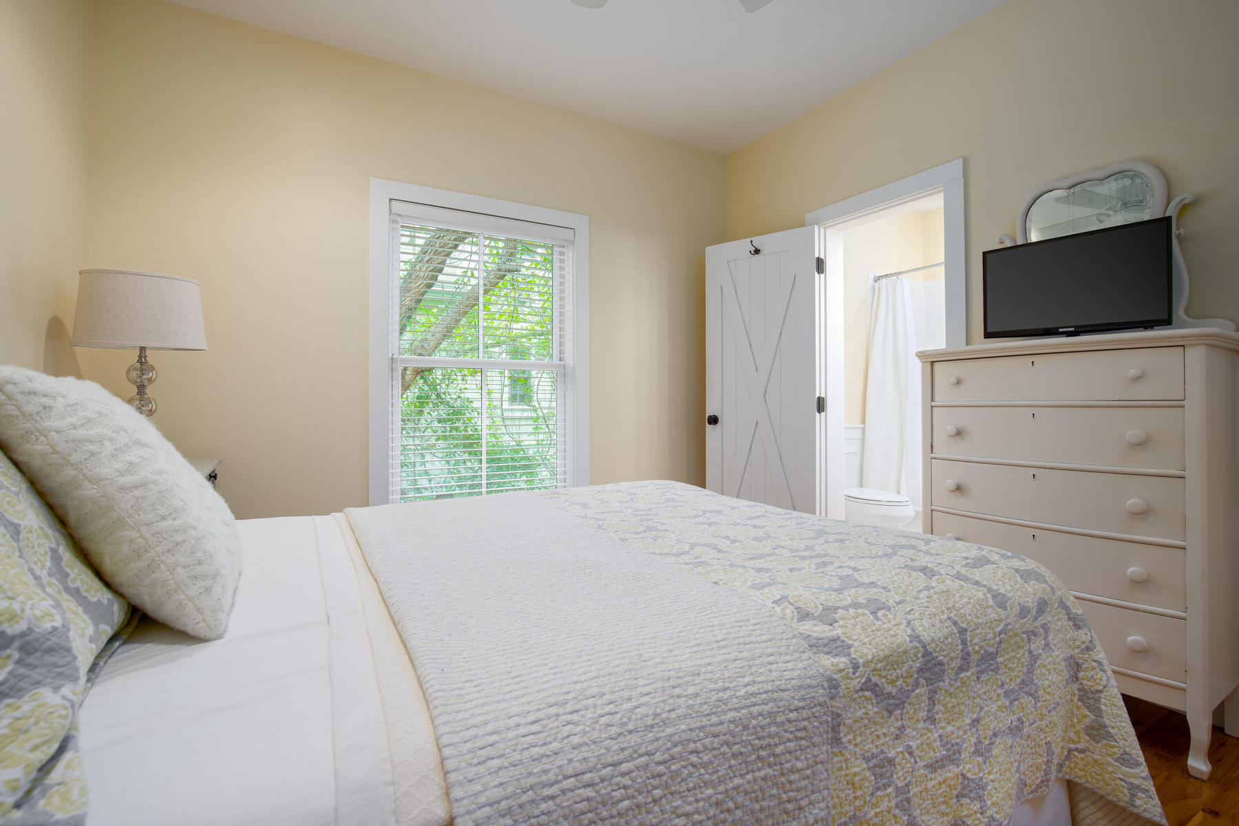 MAGNOLIA COTTAGES - Residential