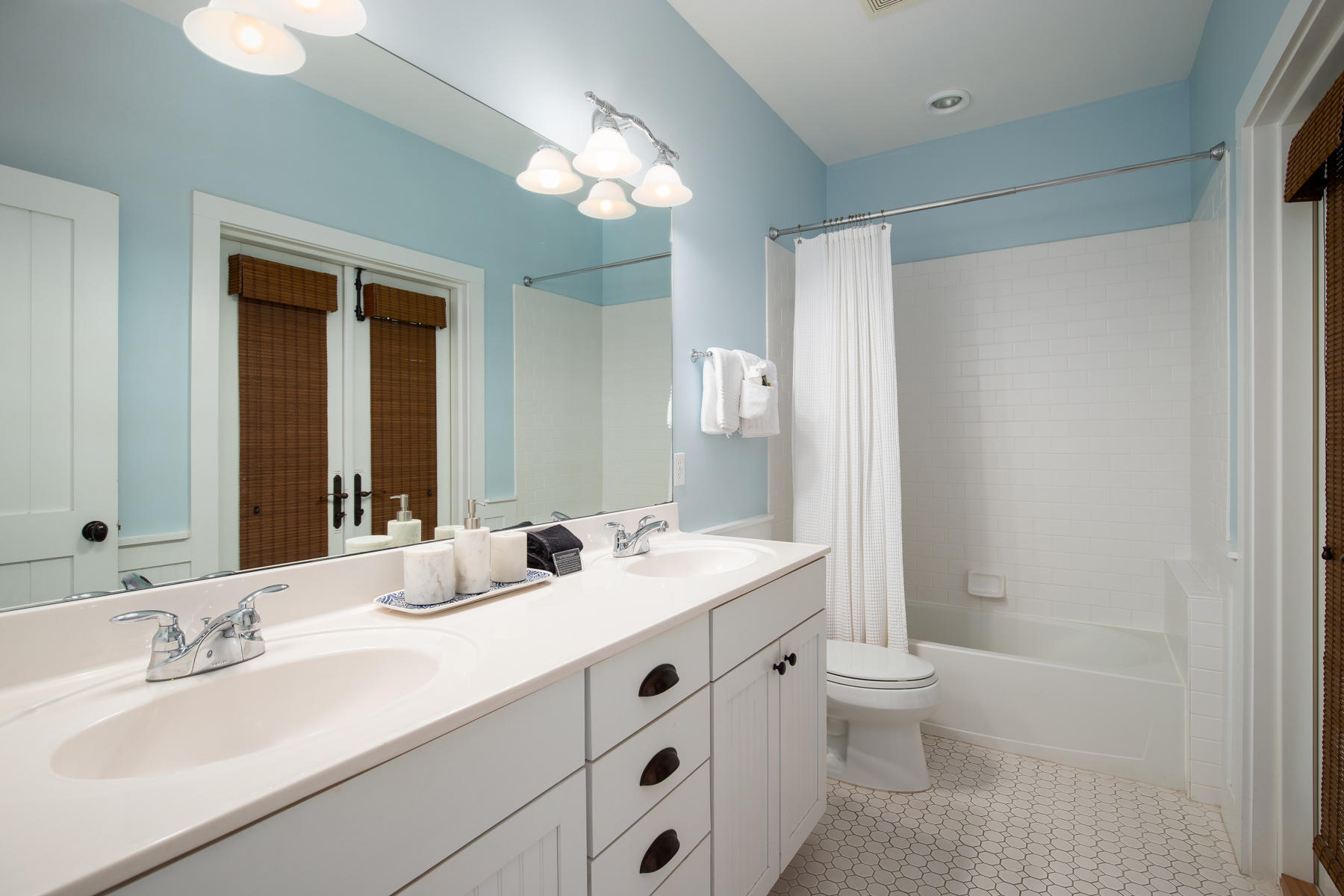 MAGNOLIA COTTAGES - Residential