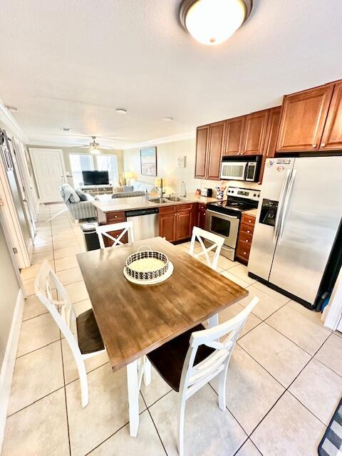 ISLAND PALMS CONDO - Residential Lease