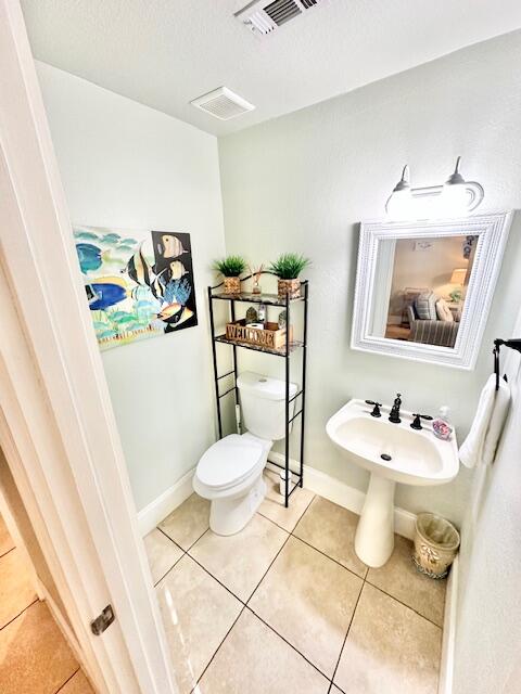 ISLAND PALMS CONDO - Residential Lease