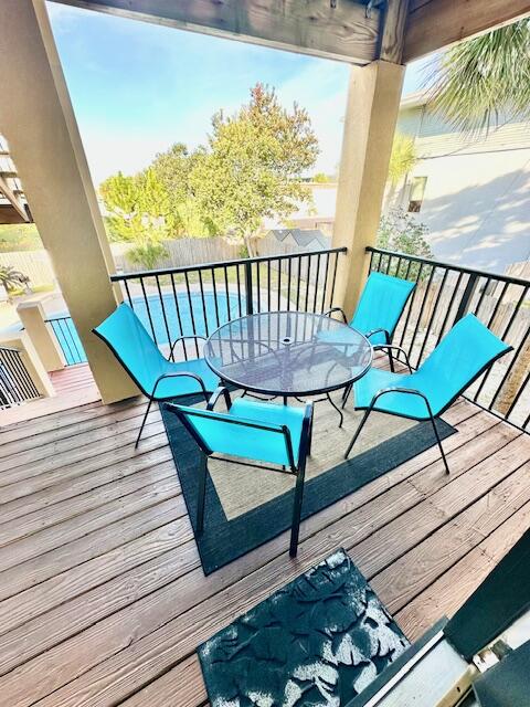 ISLAND PALMS CONDO - Residential Lease