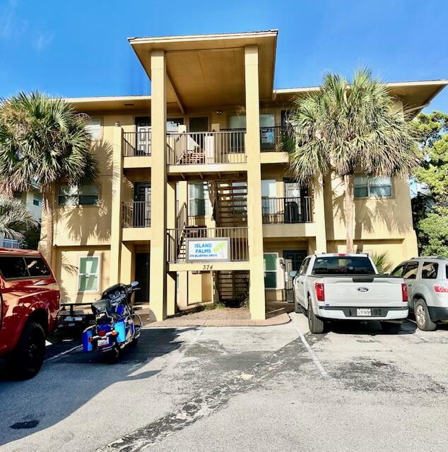 ISLAND PALMS CONDO - Residential Lease
