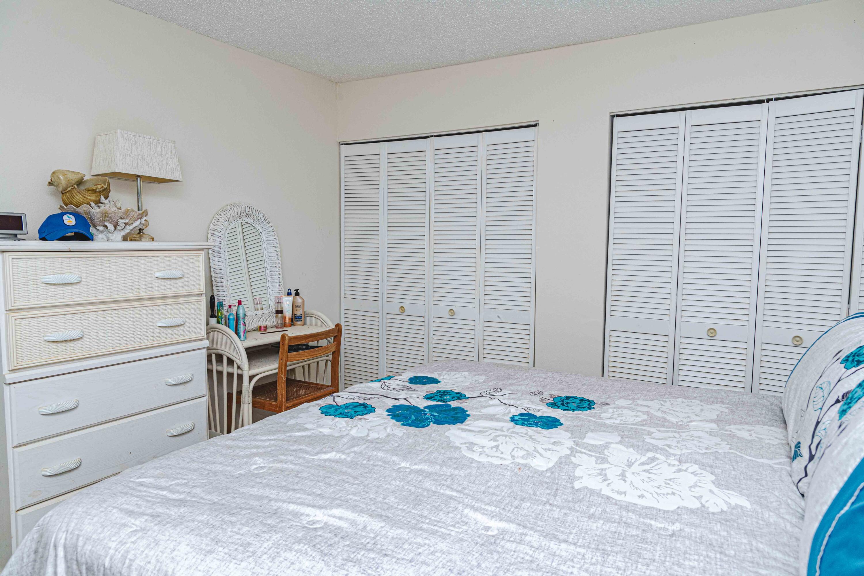 FINISTERRA CONDO - Residential