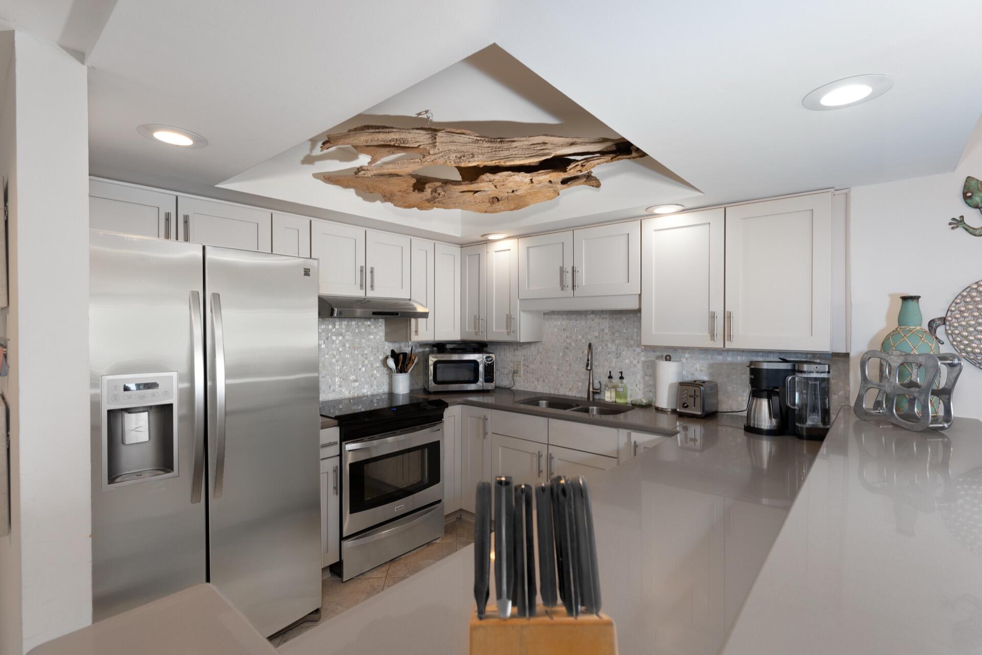 BEACHSIDE 2 CONDO - Residential