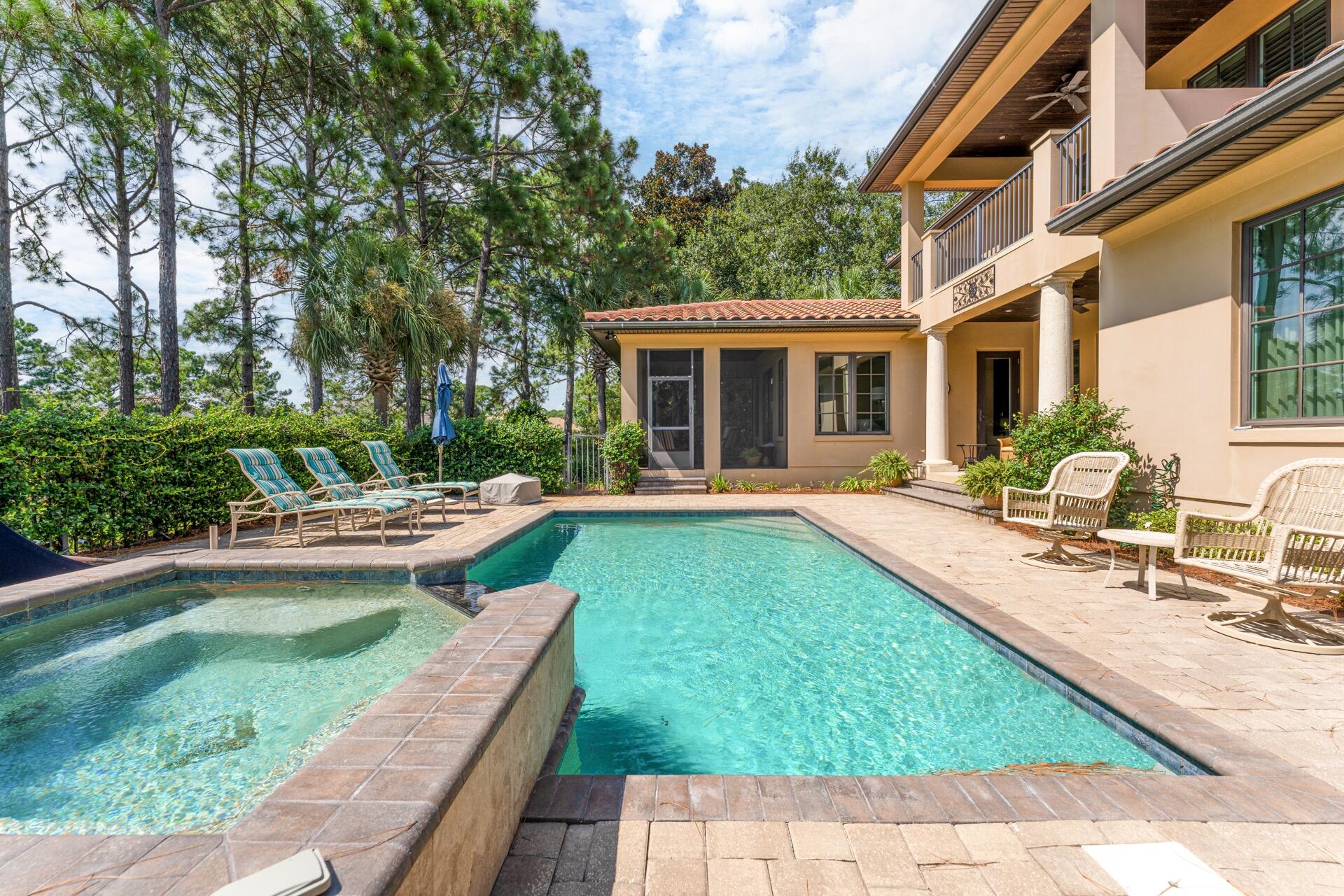 BURNT PINE - Residential