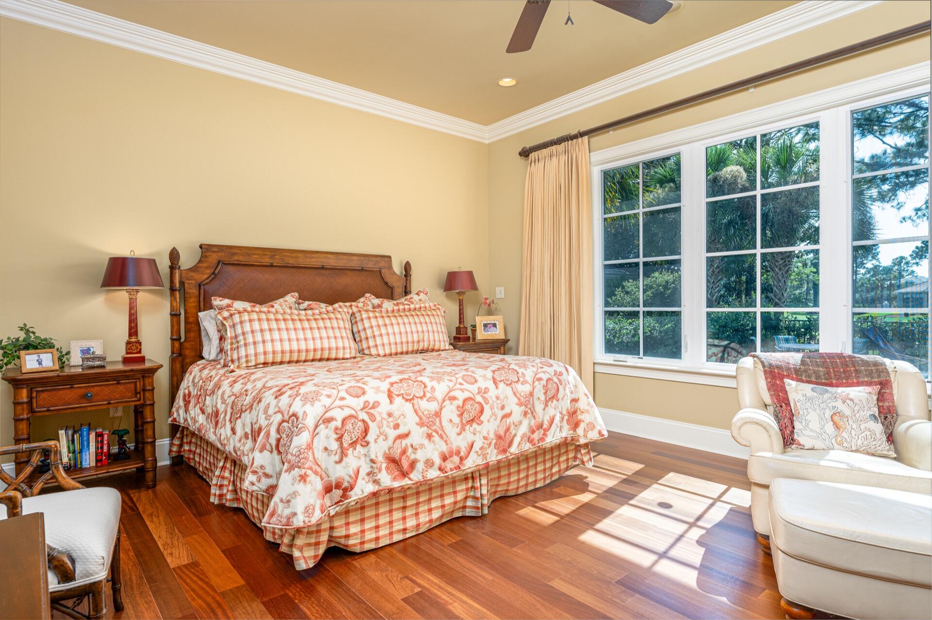 BURNT PINE - Residential