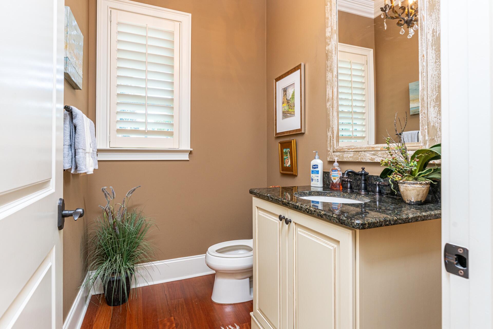 BURNT PINE - Residential