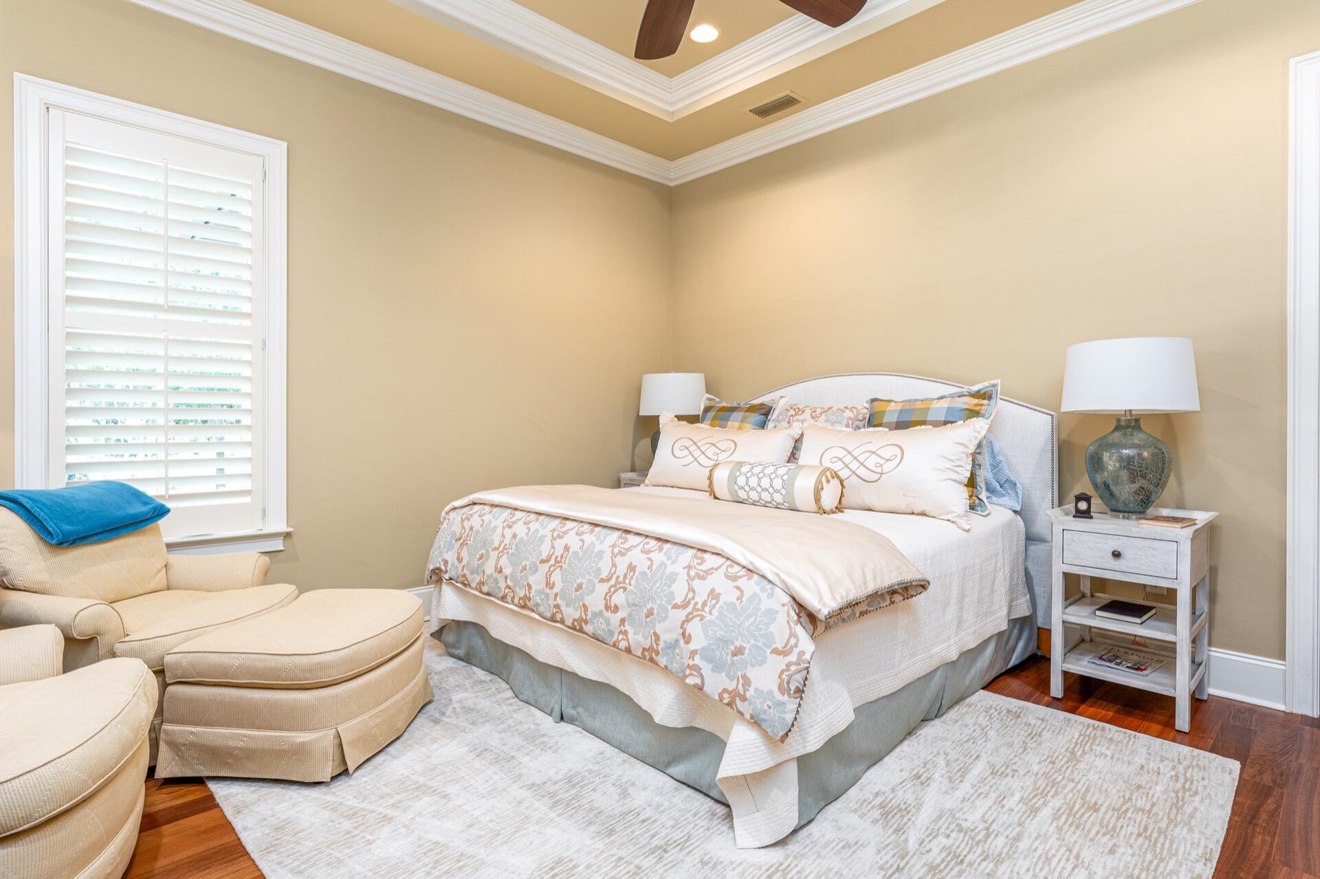 BURNT PINE - Residential