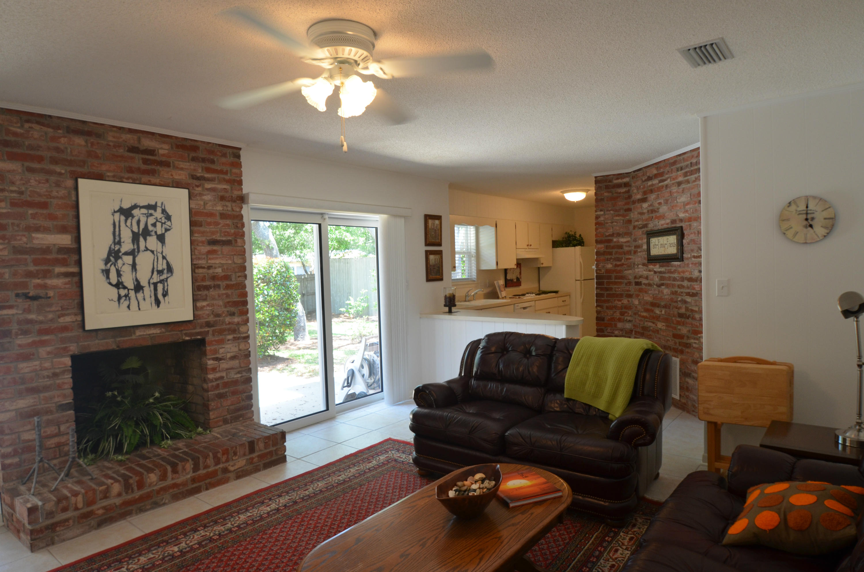 LORRAINE EST AMENDED LOT 4 BLK A - Residential