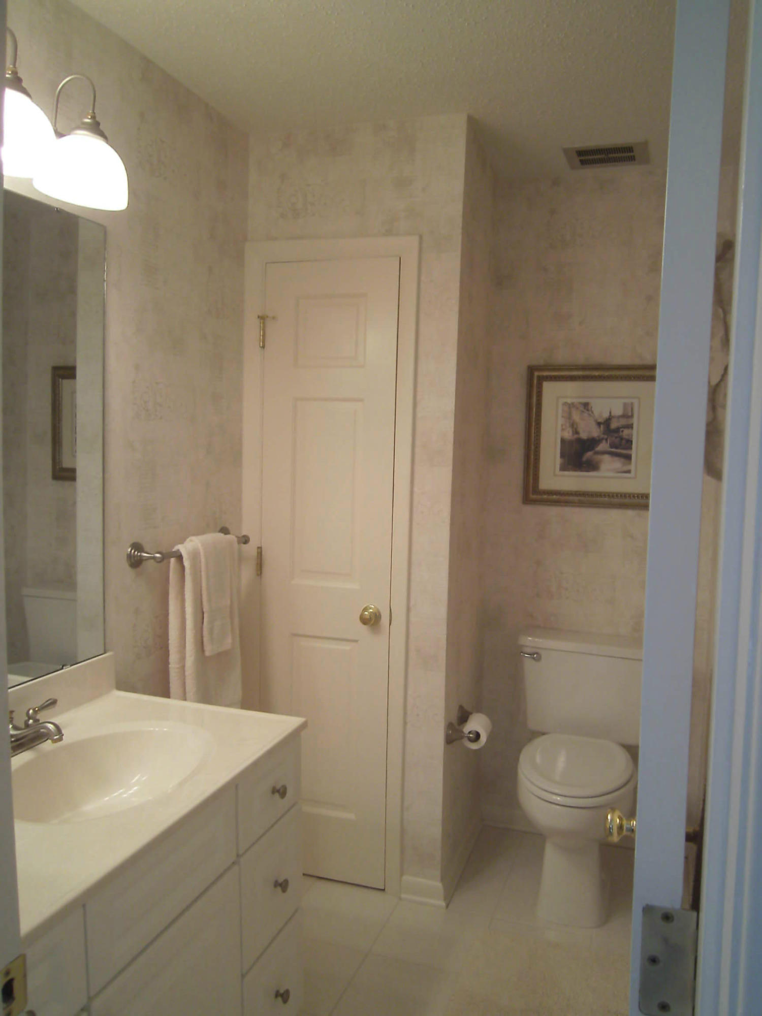 LORRAINE EST AMENDED LOT 4 BLK A - Residential