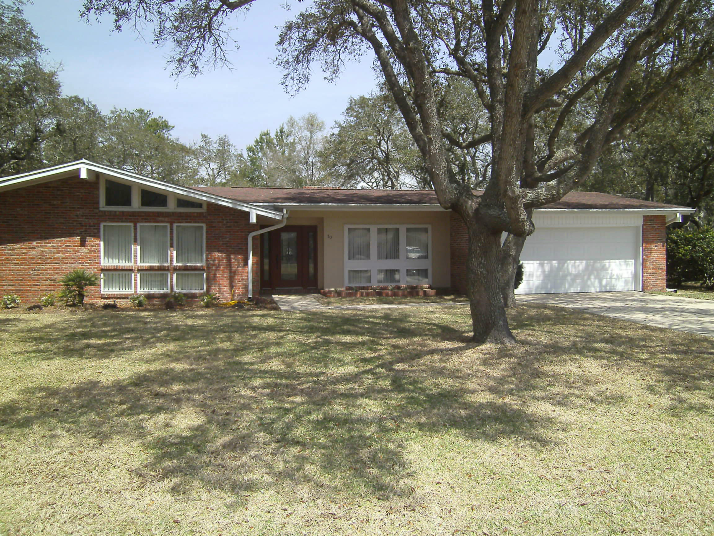 LORRAINE EST AMENDED LOT 4 BLK A - Residential