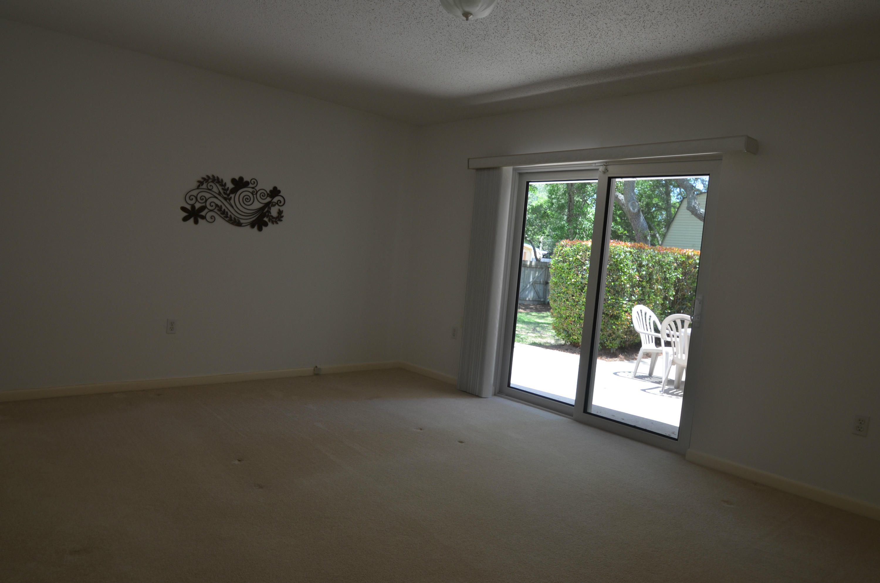 LORRAINE EST AMENDED LOT 4 BLK A - Residential