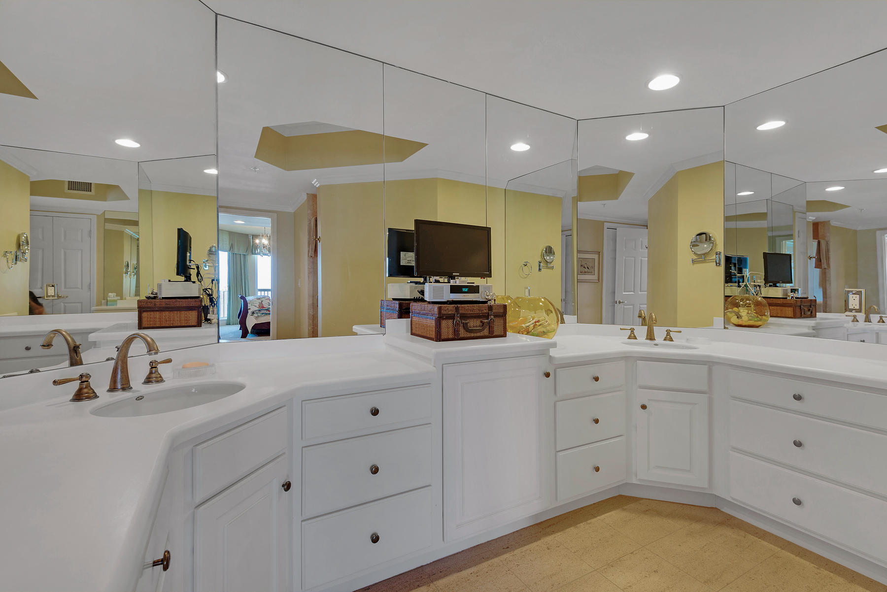 ST. THOMAS AT SILVER SHELLS - Residential